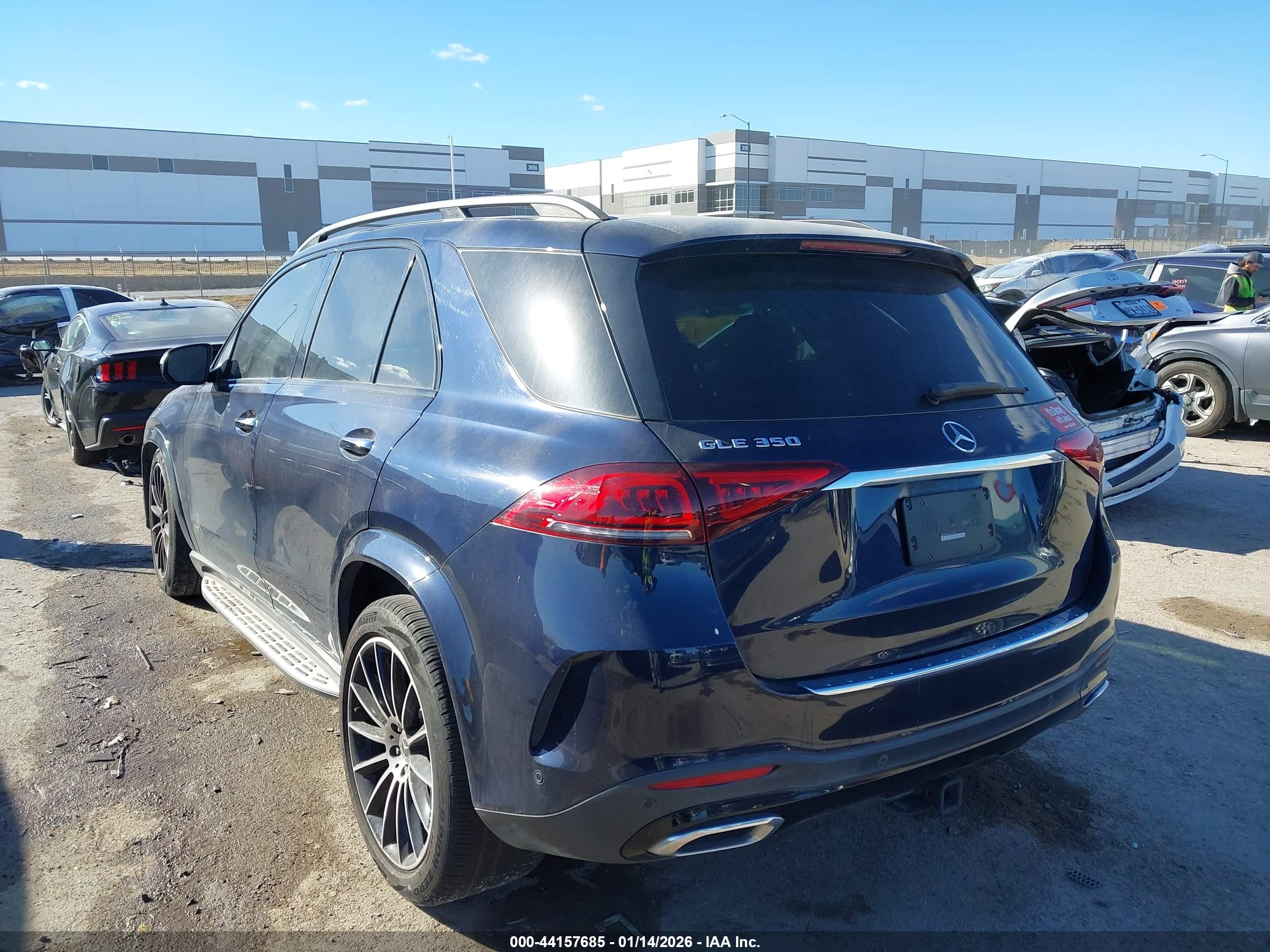 MERCEDES-BENZ GLE image 3