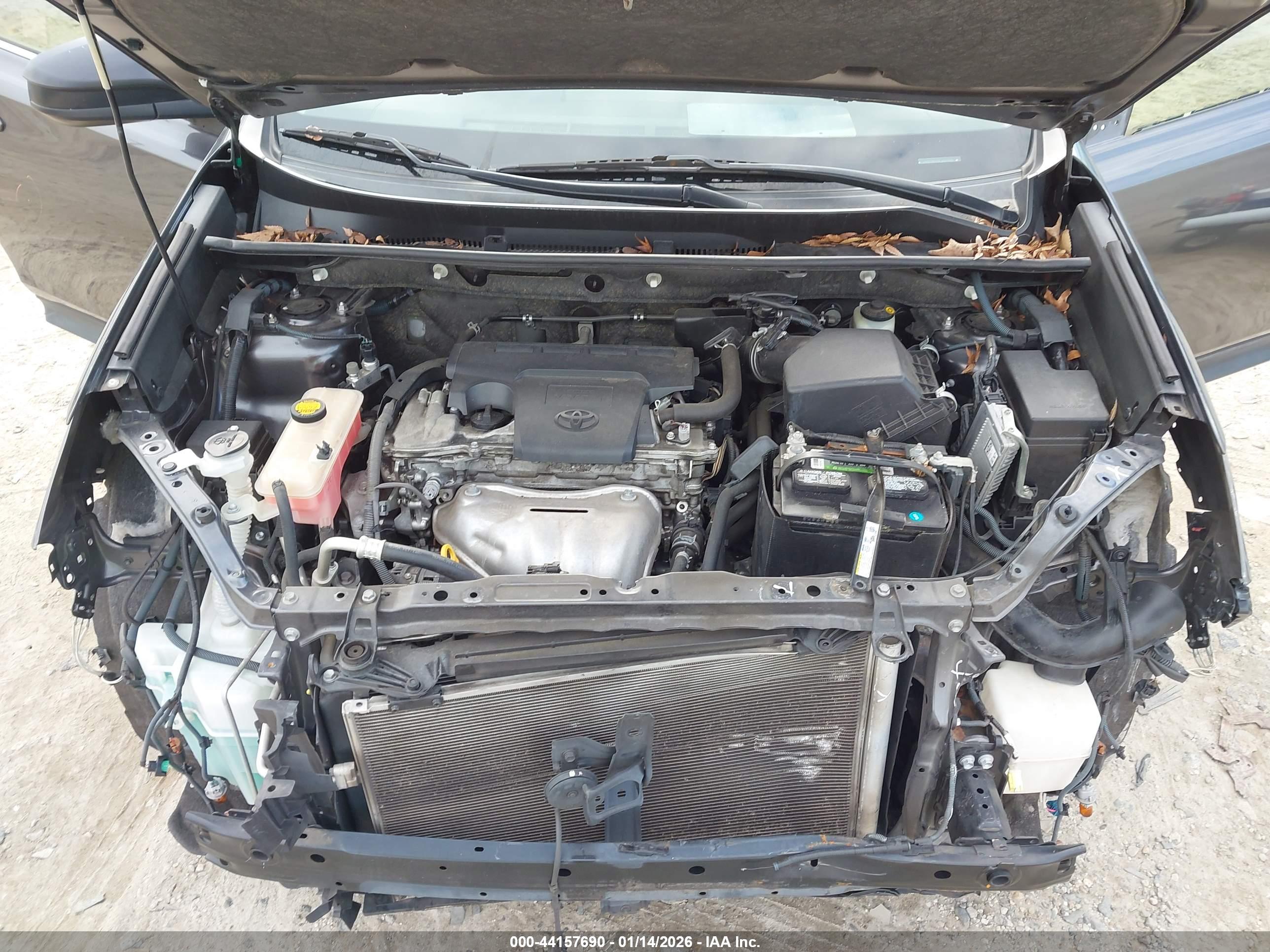 TOYOTA RAV4 image 10