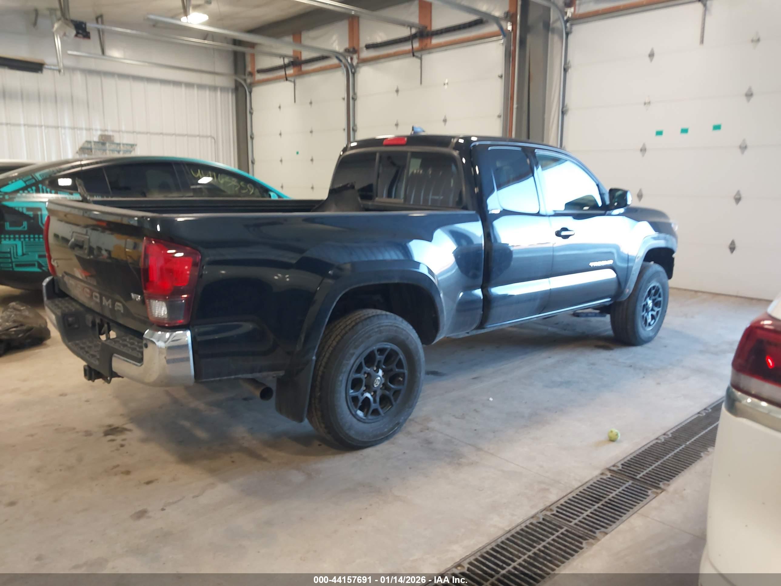 TOYOTA TACOMA image 4