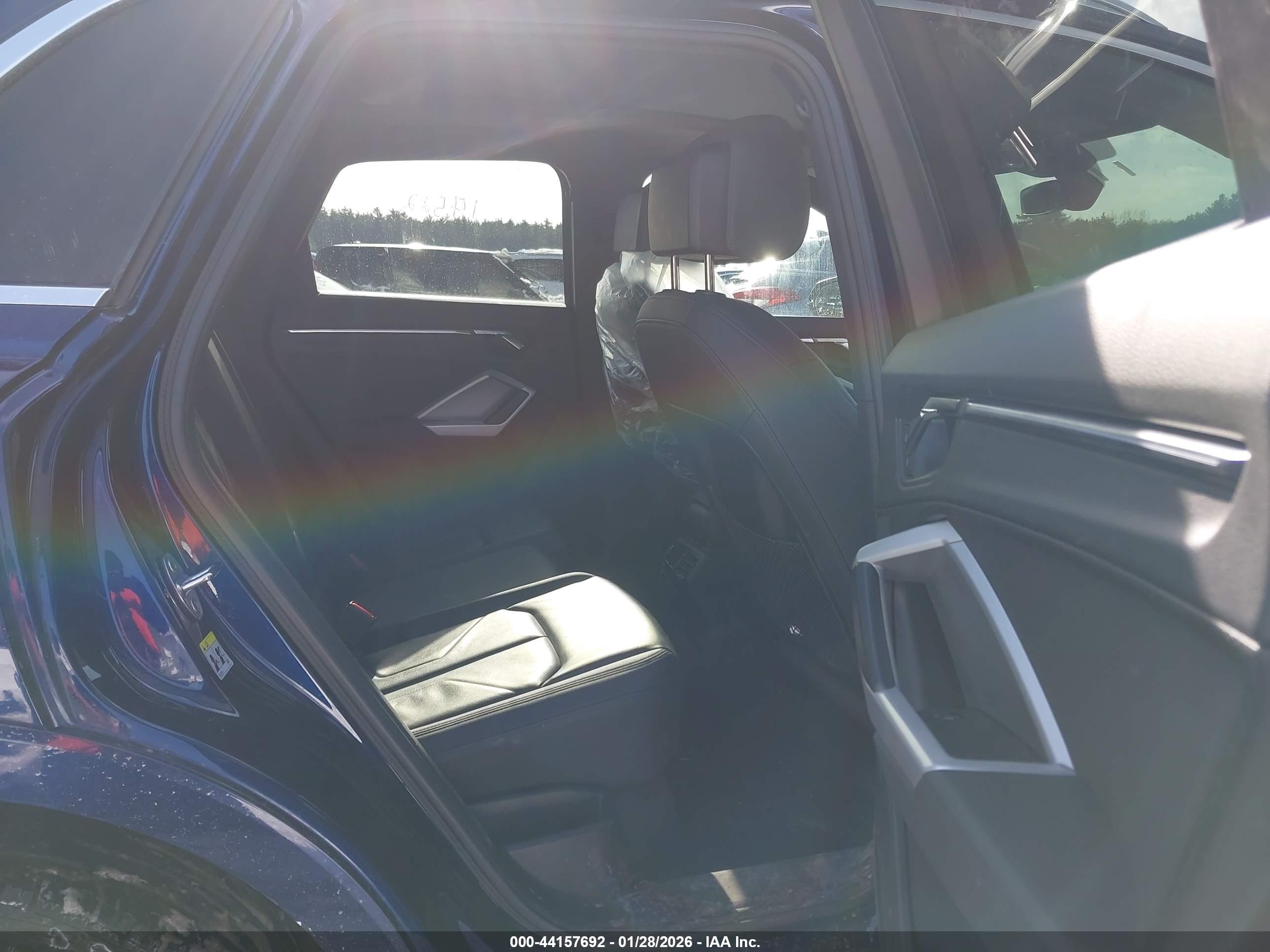 AUDI Q3 image 8