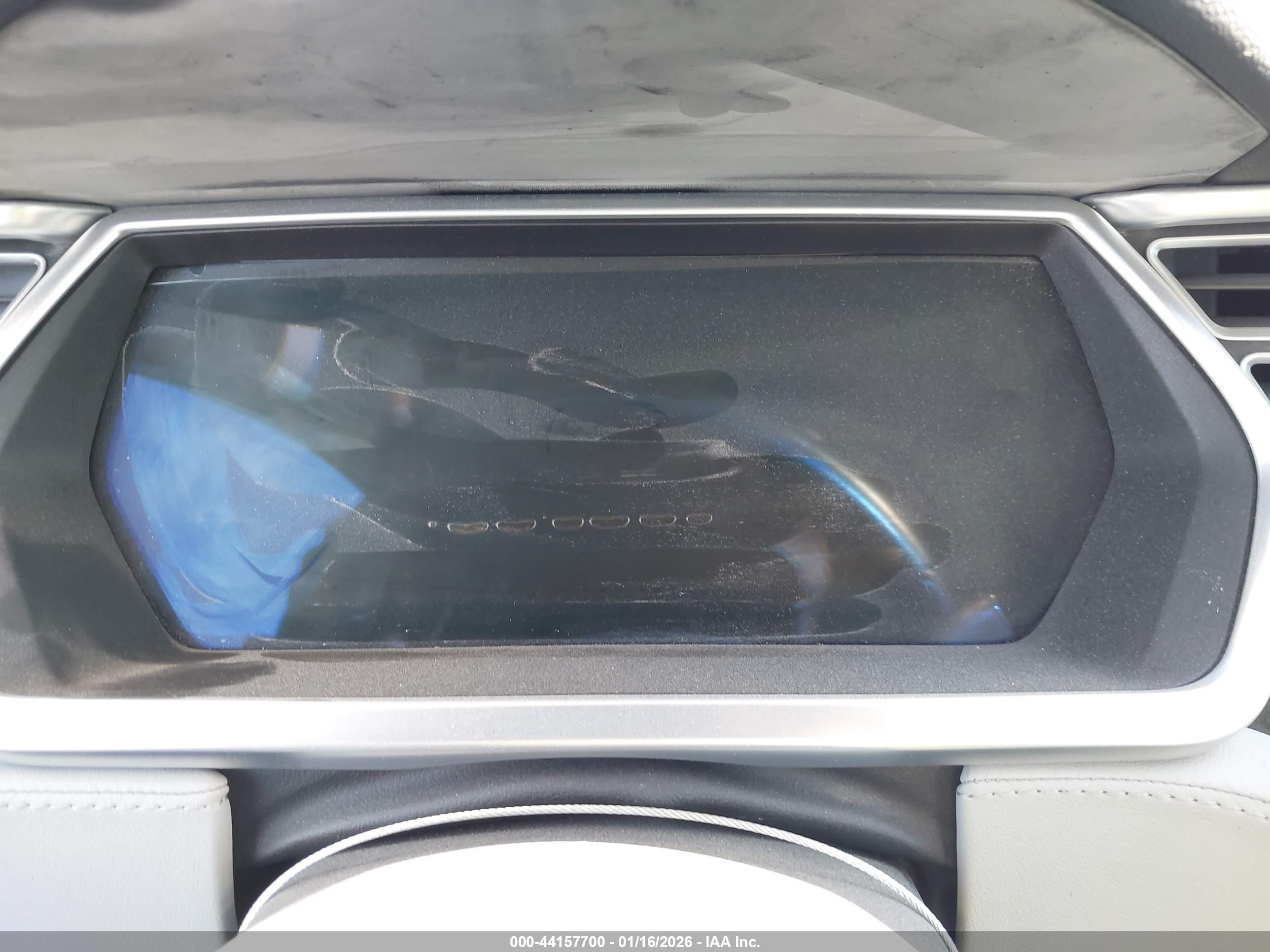 TESLA MODEL image 7