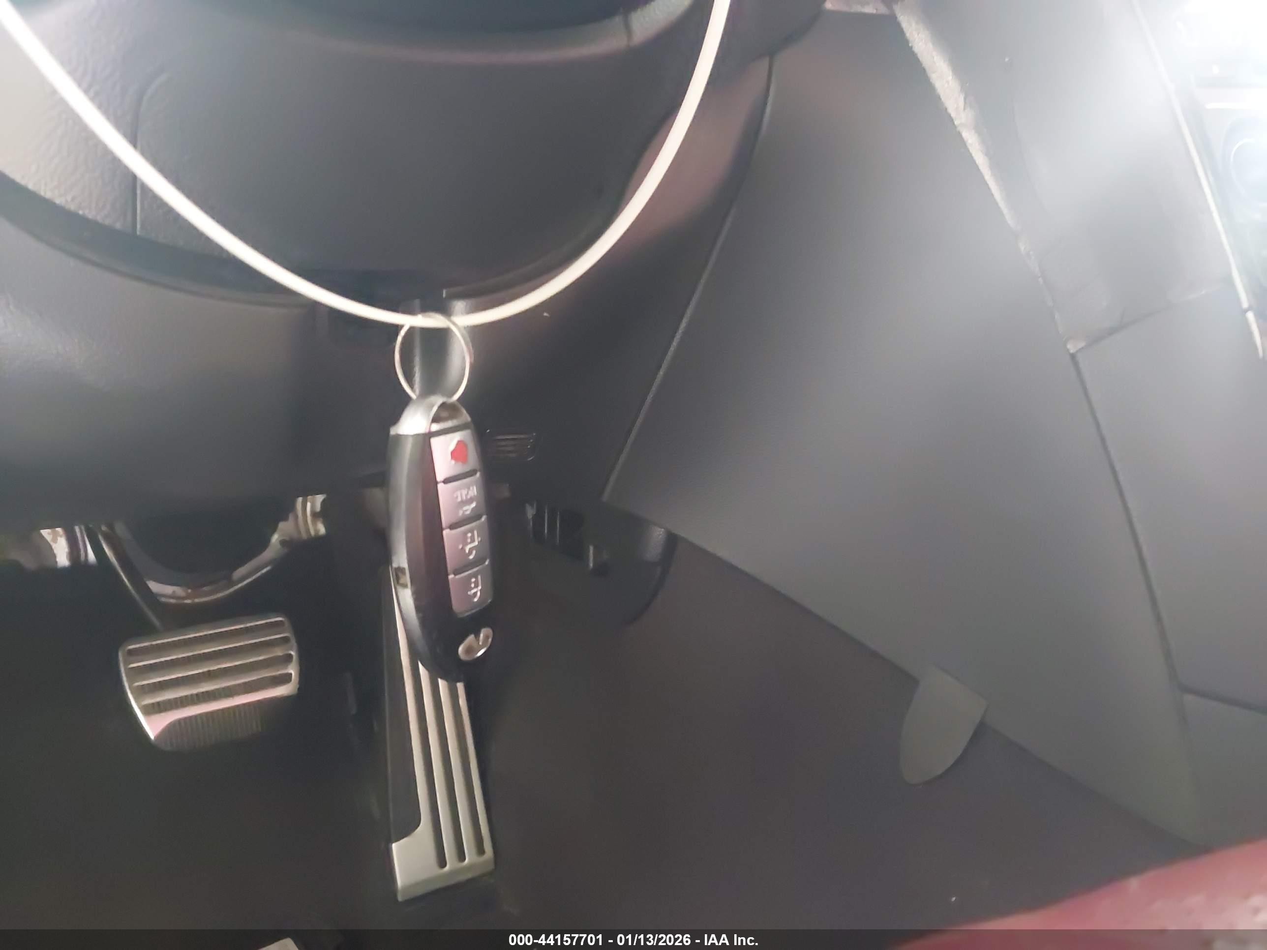 INFINITI G37 image 11