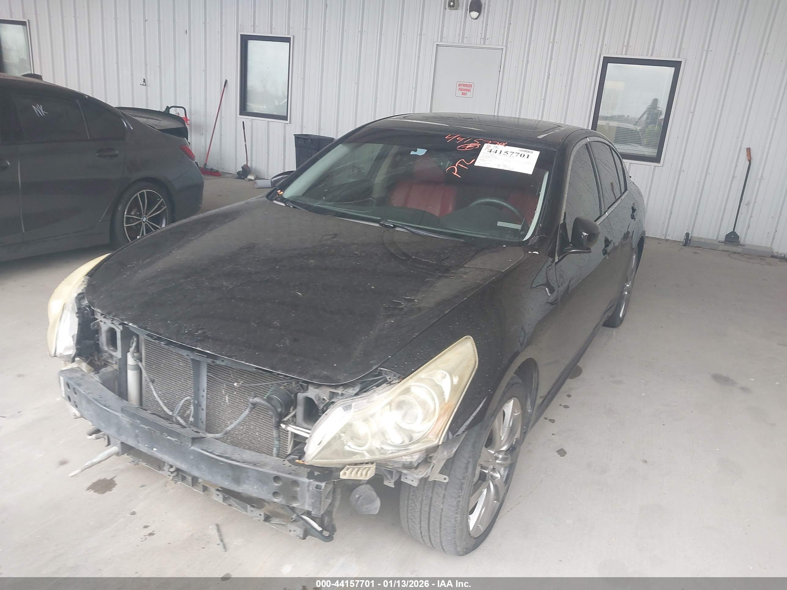 INFINITI G37 image 6