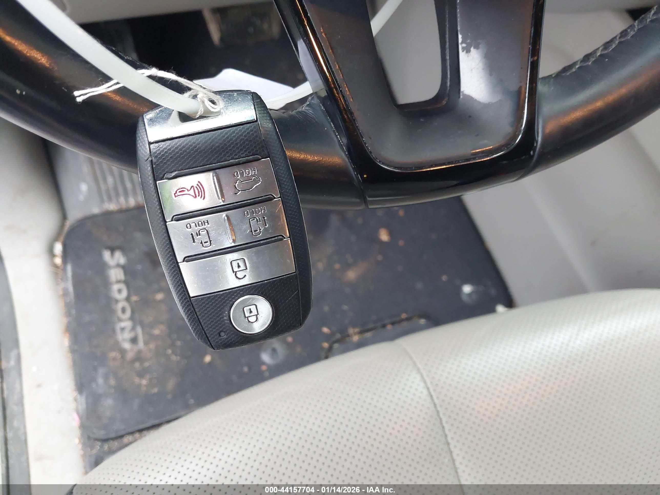 KIA SEDONA image 11