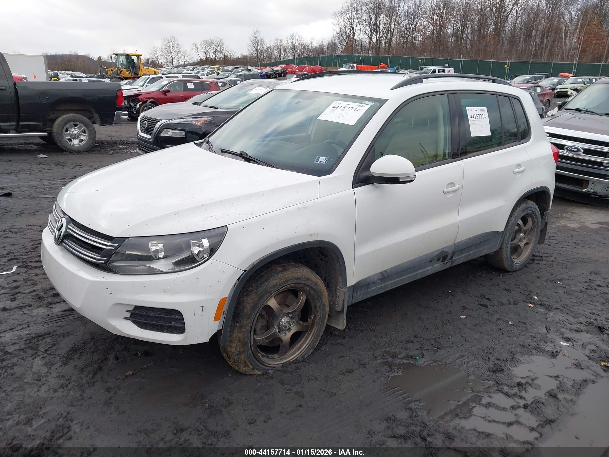 VOLKSWAGEN TIGUAN image 2
