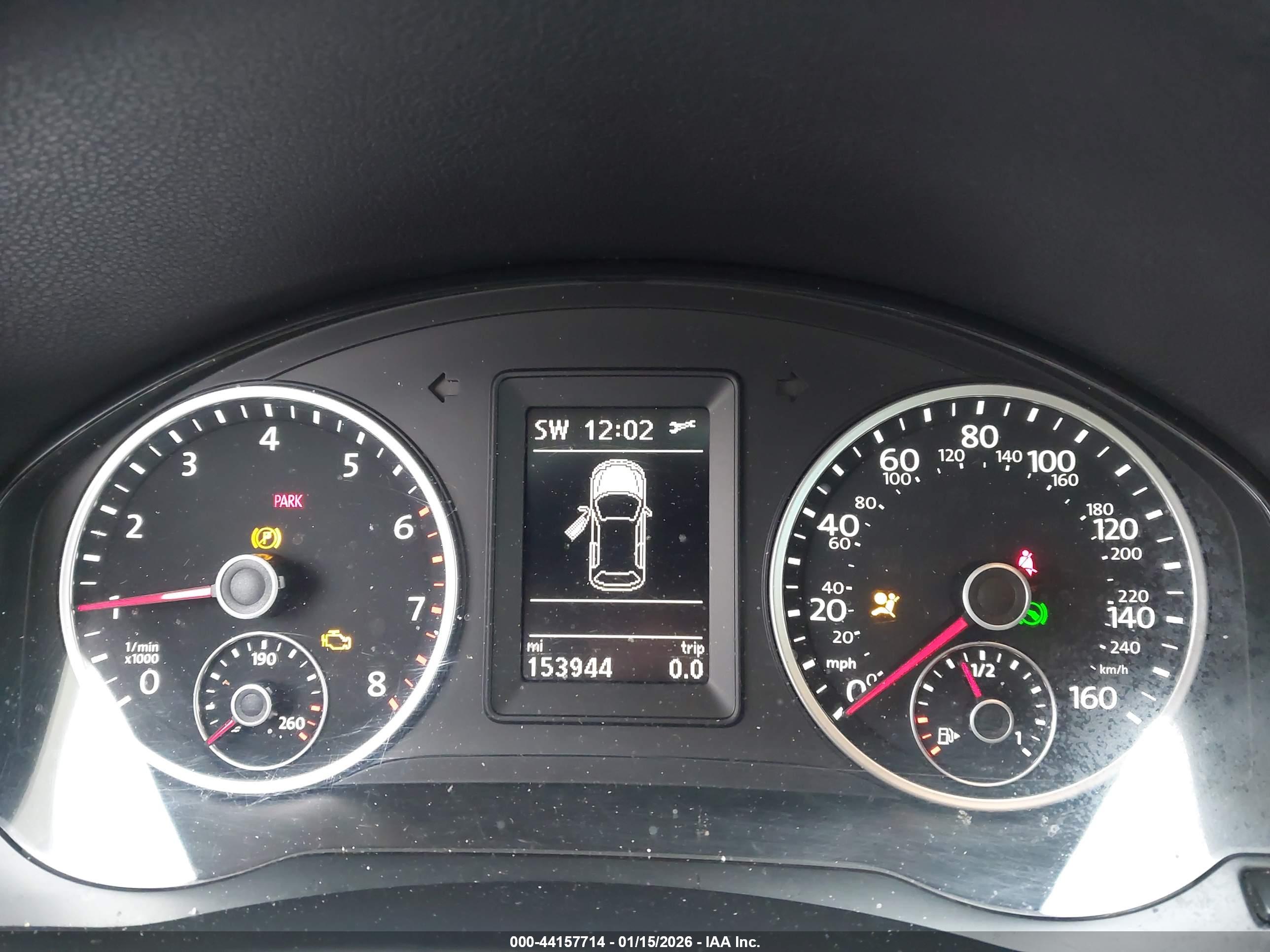 VOLKSWAGEN TIGUAN image 7
