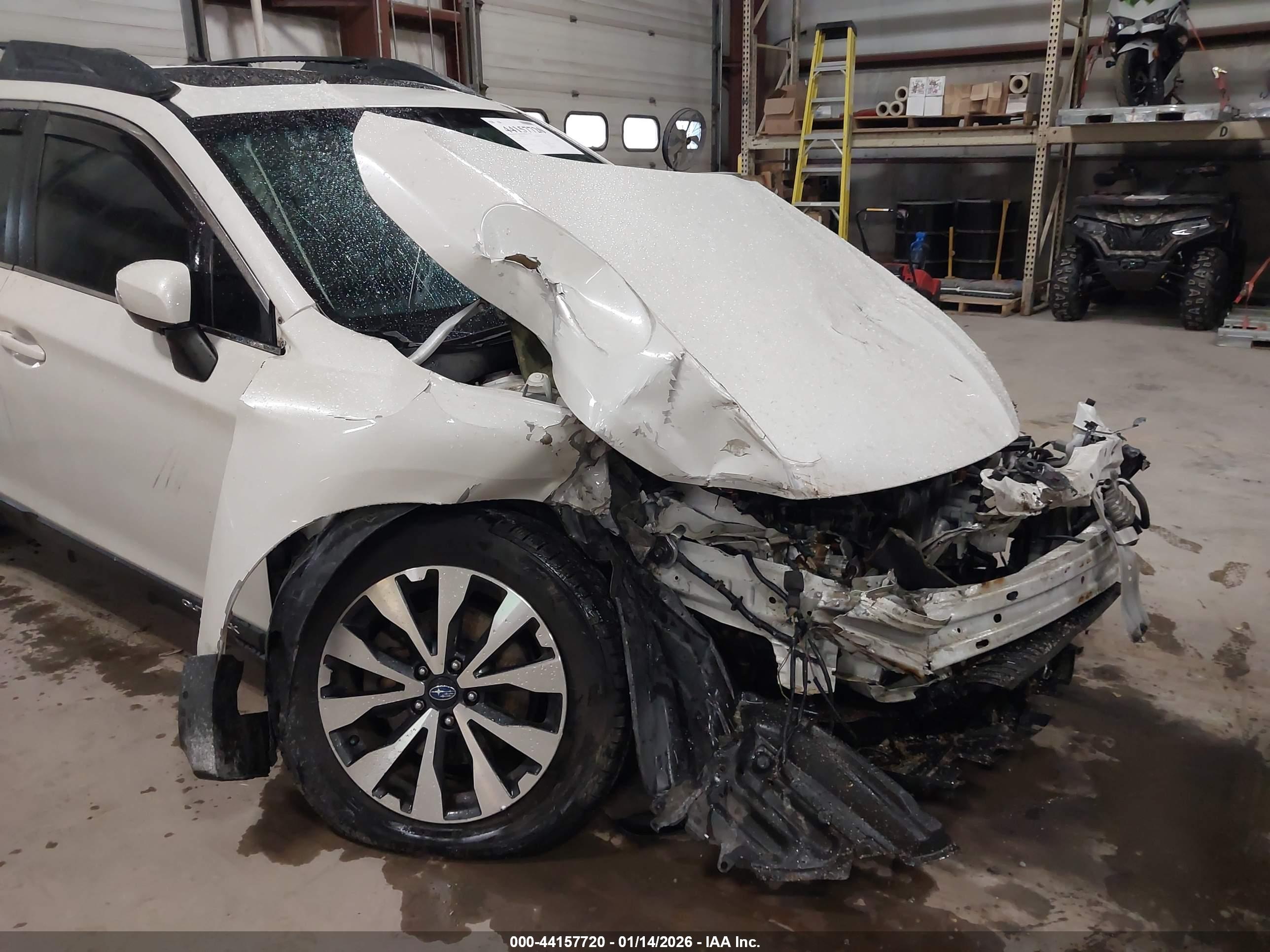 SUBARU OUTBACK image 6