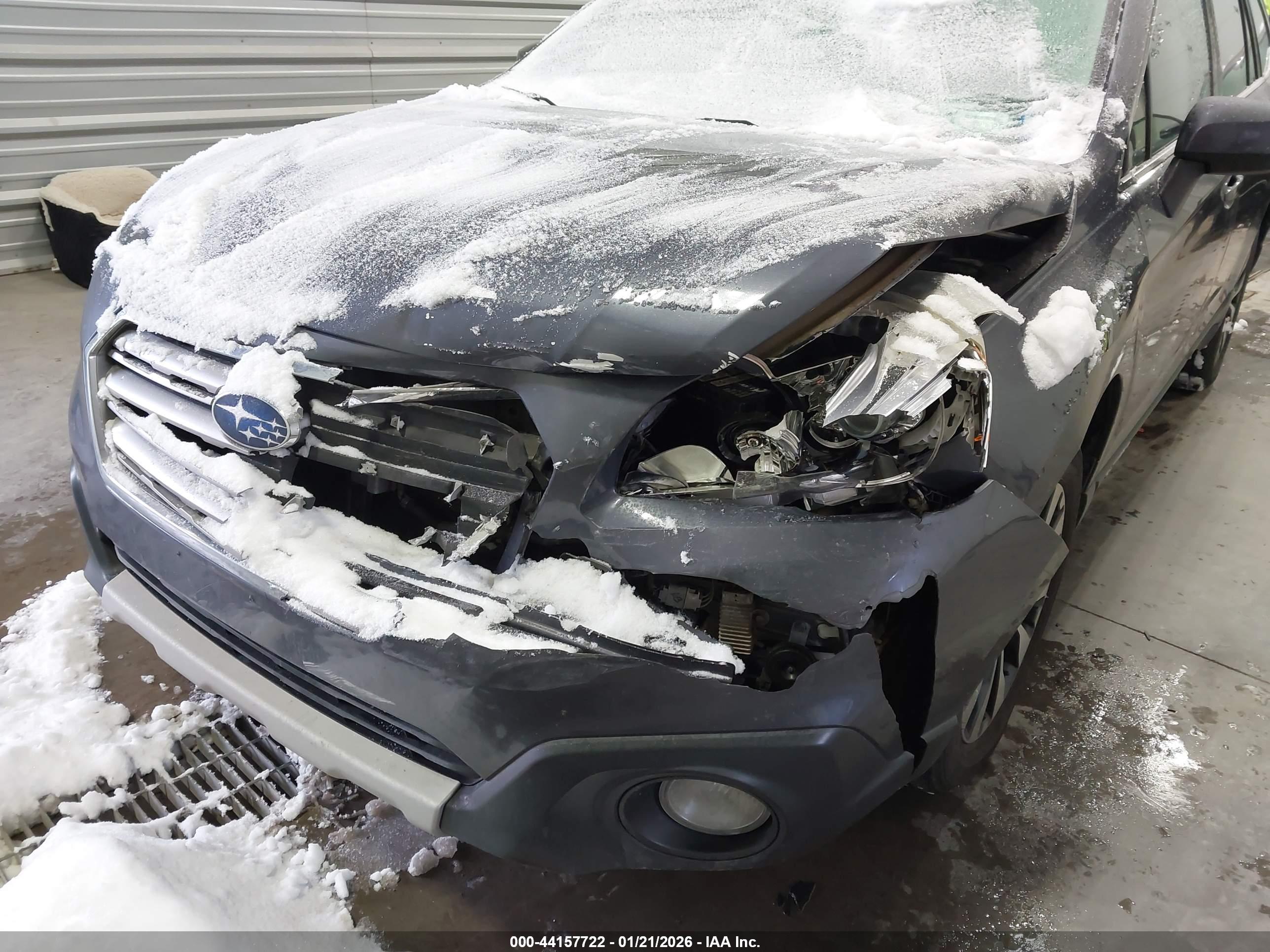 SUBARU OUTBACK image 6