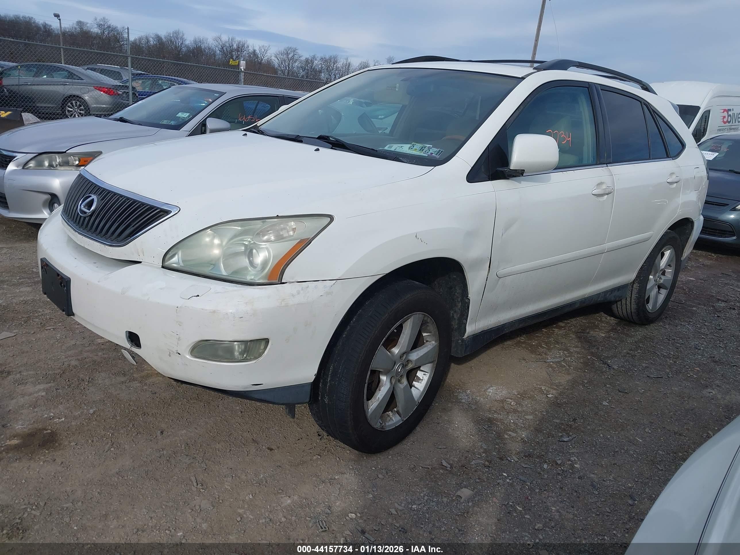 LEXUS RX image 2