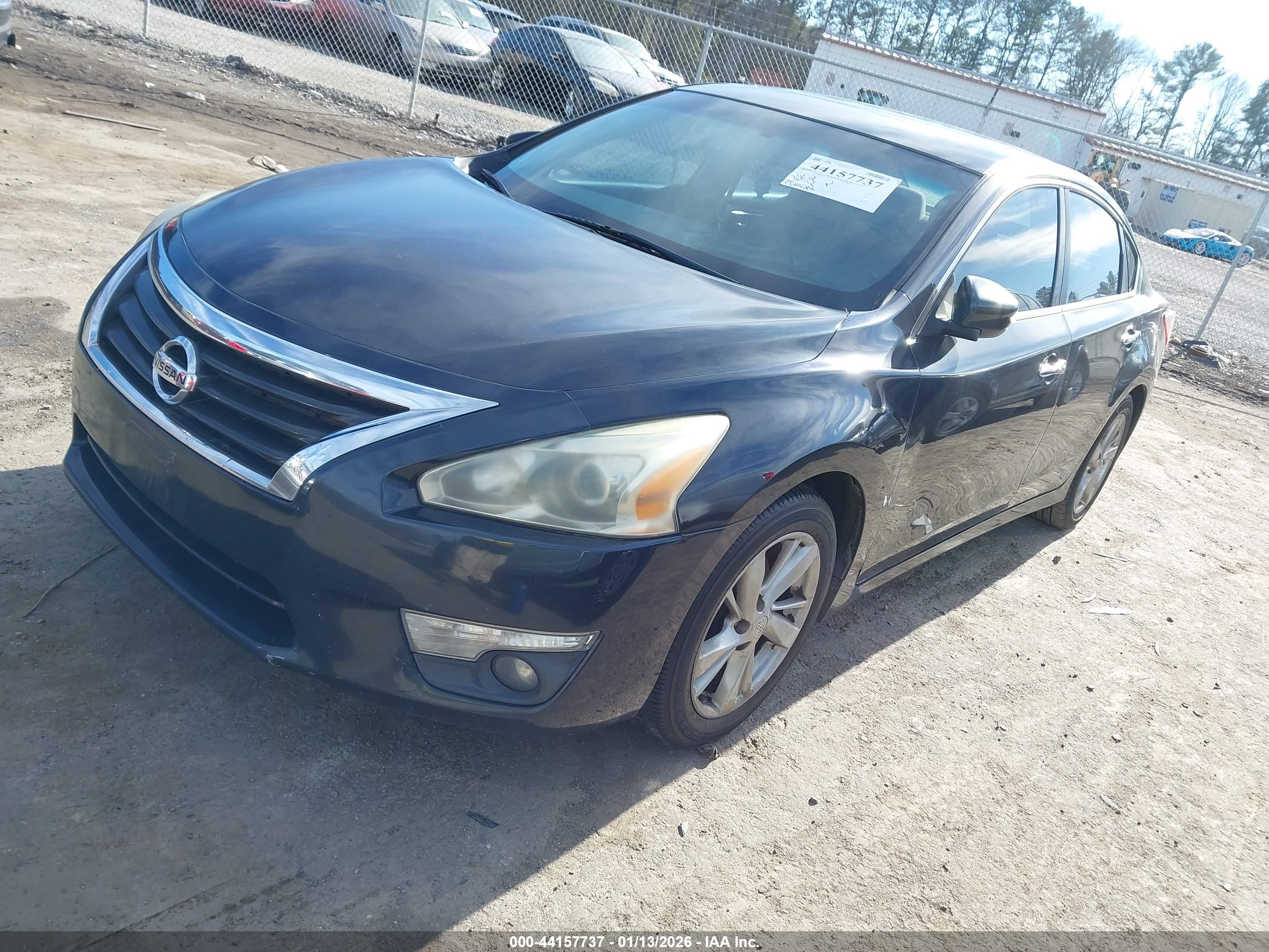 NISSAN ALTIMA image 2