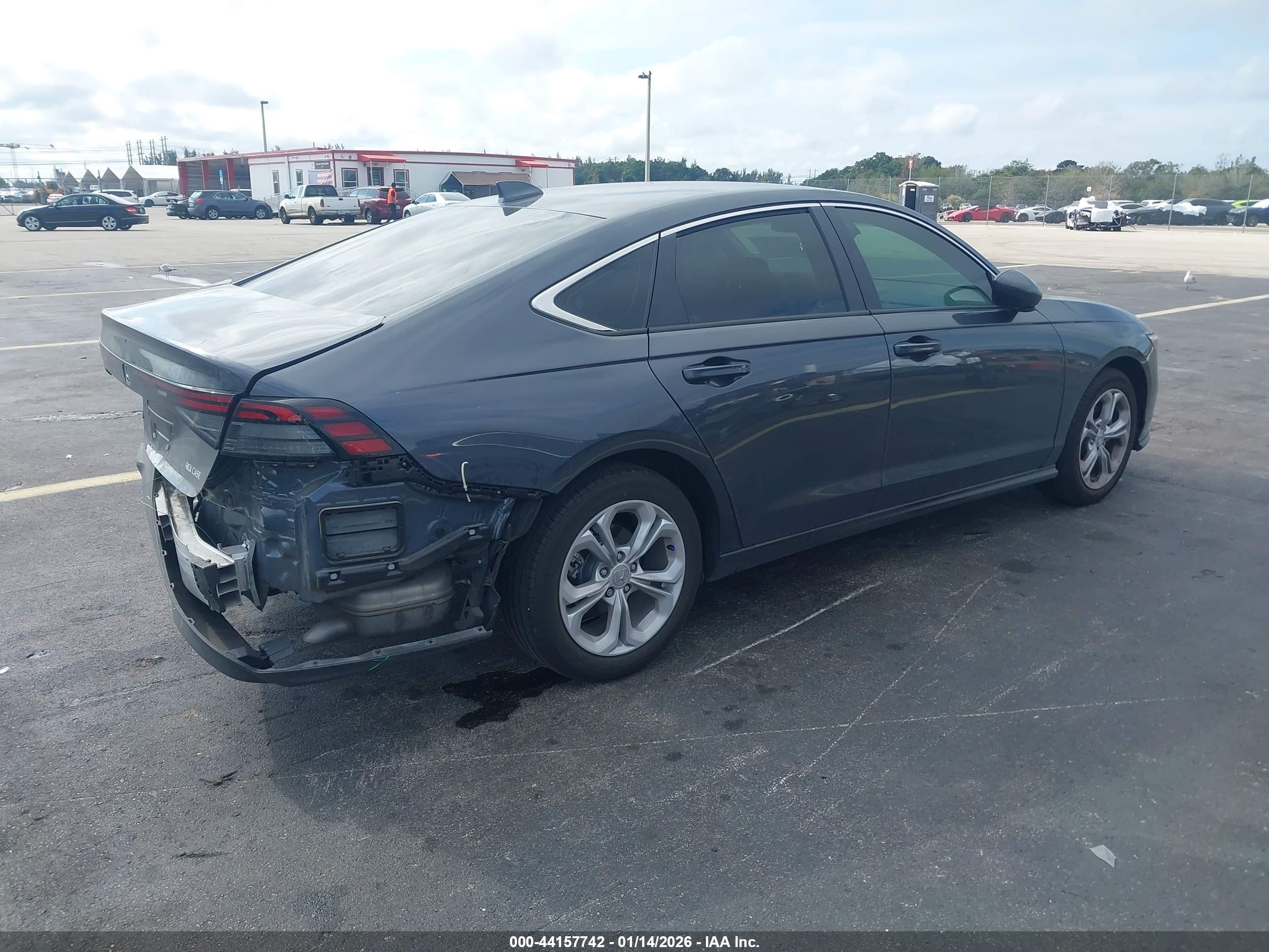 HONDA ACCORD image 4