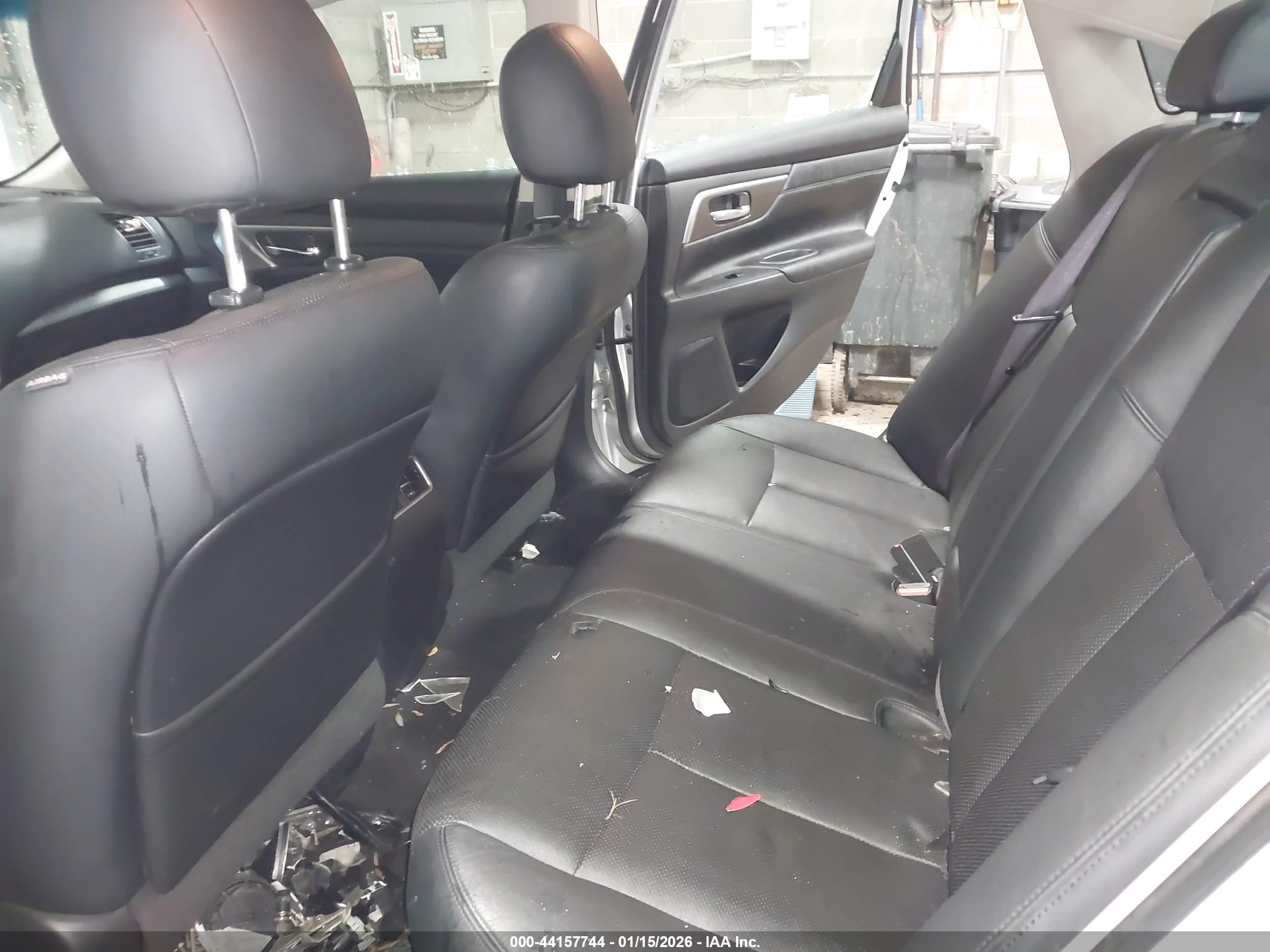 NISSAN ALTIMA image 8