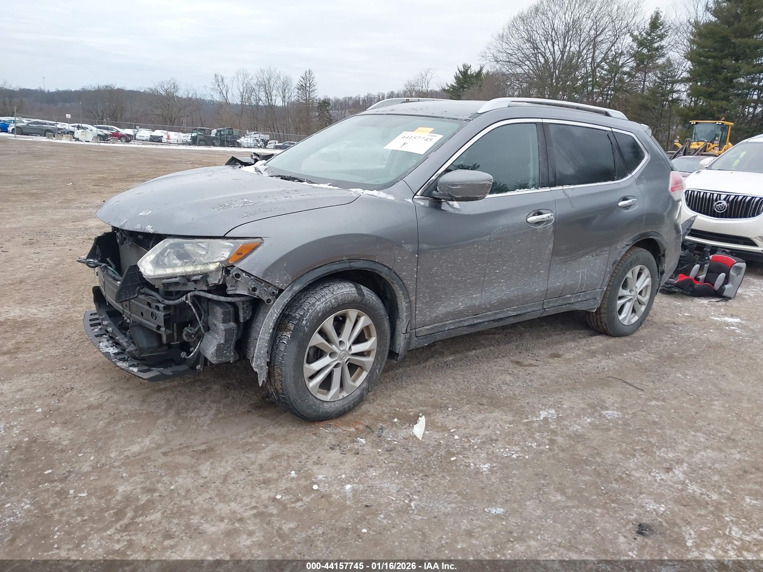 NISSAN ROGUE image 2