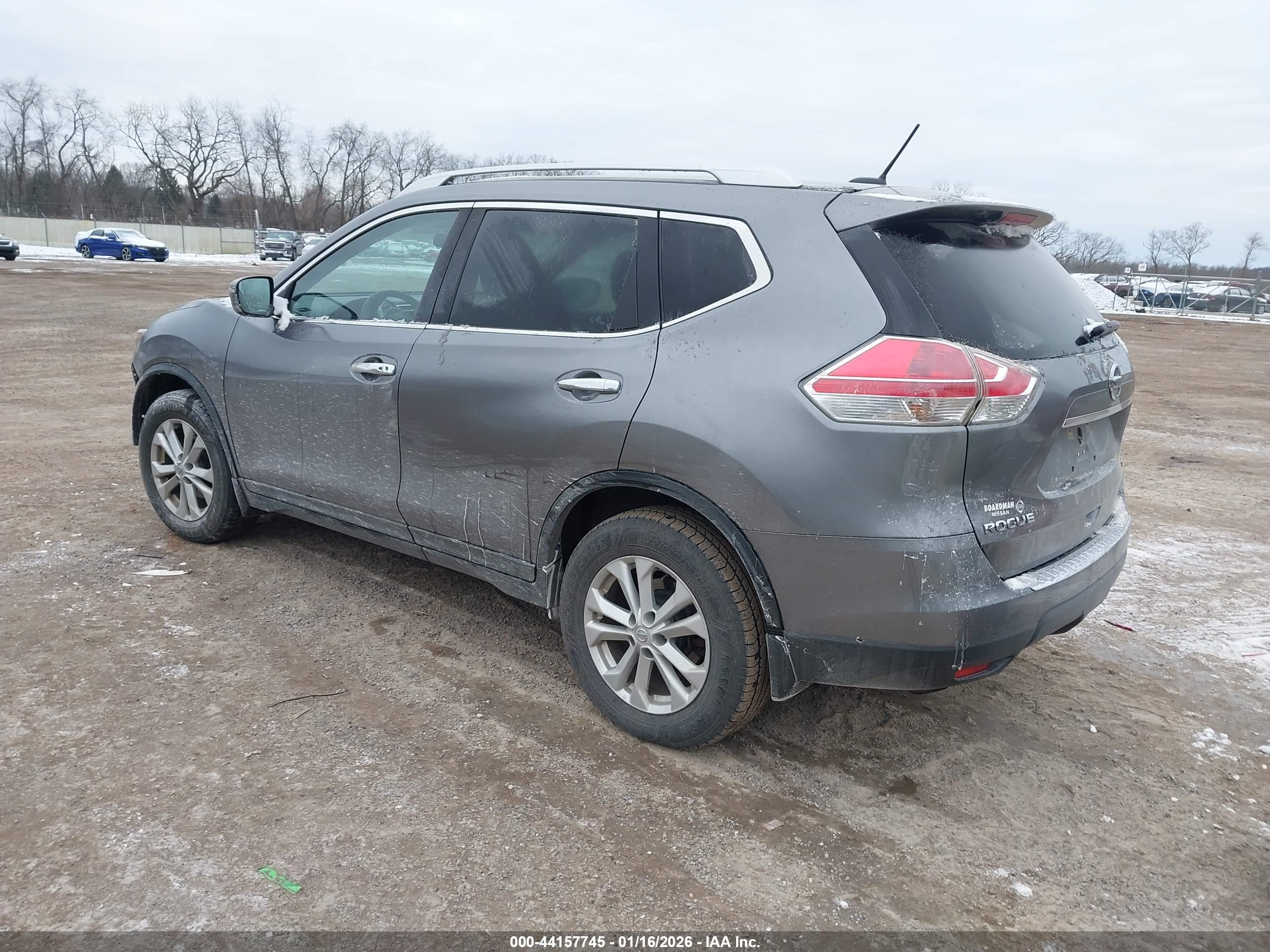 NISSAN ROGUE image 3