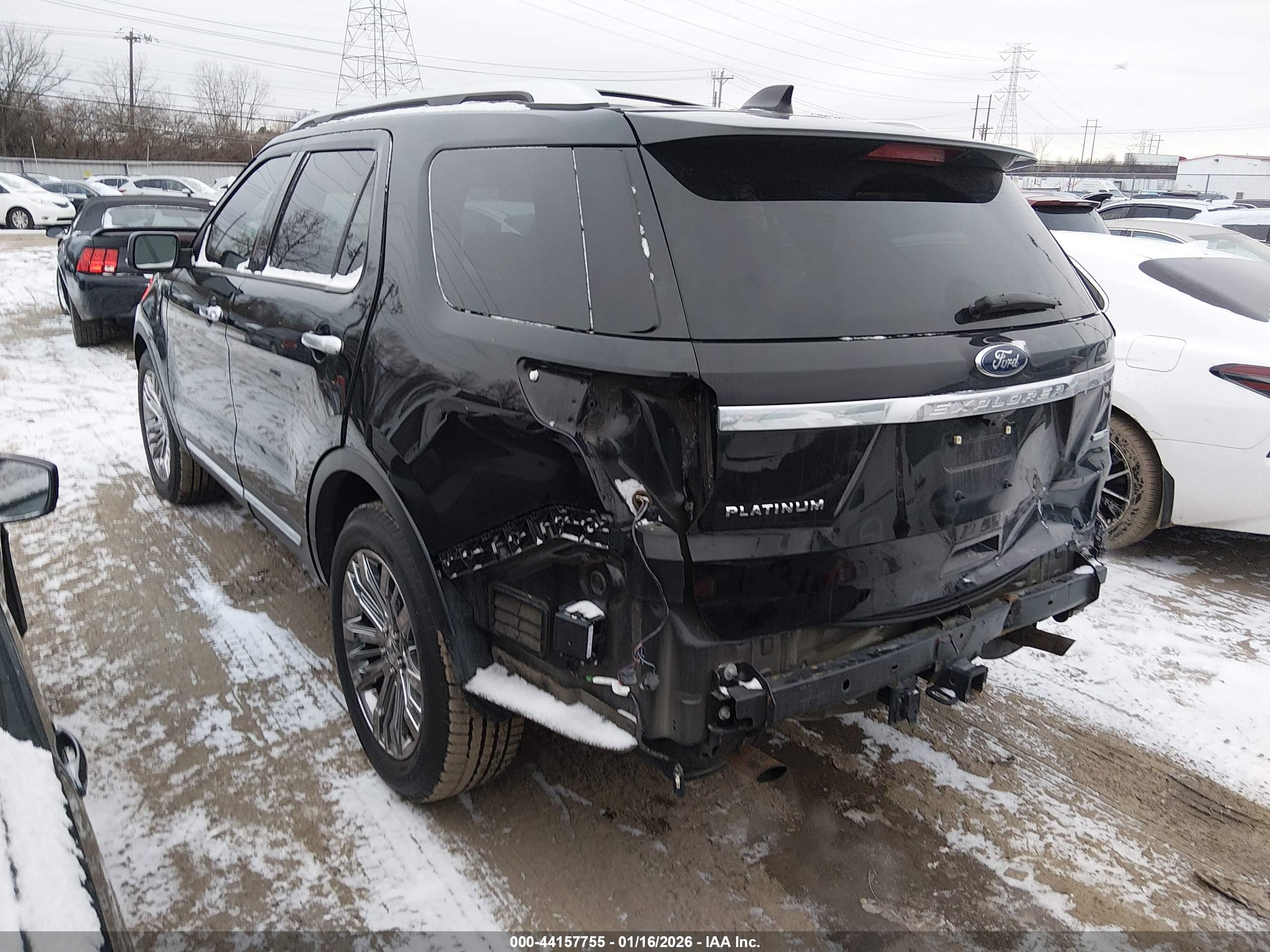 FORD EXPLORER image 3