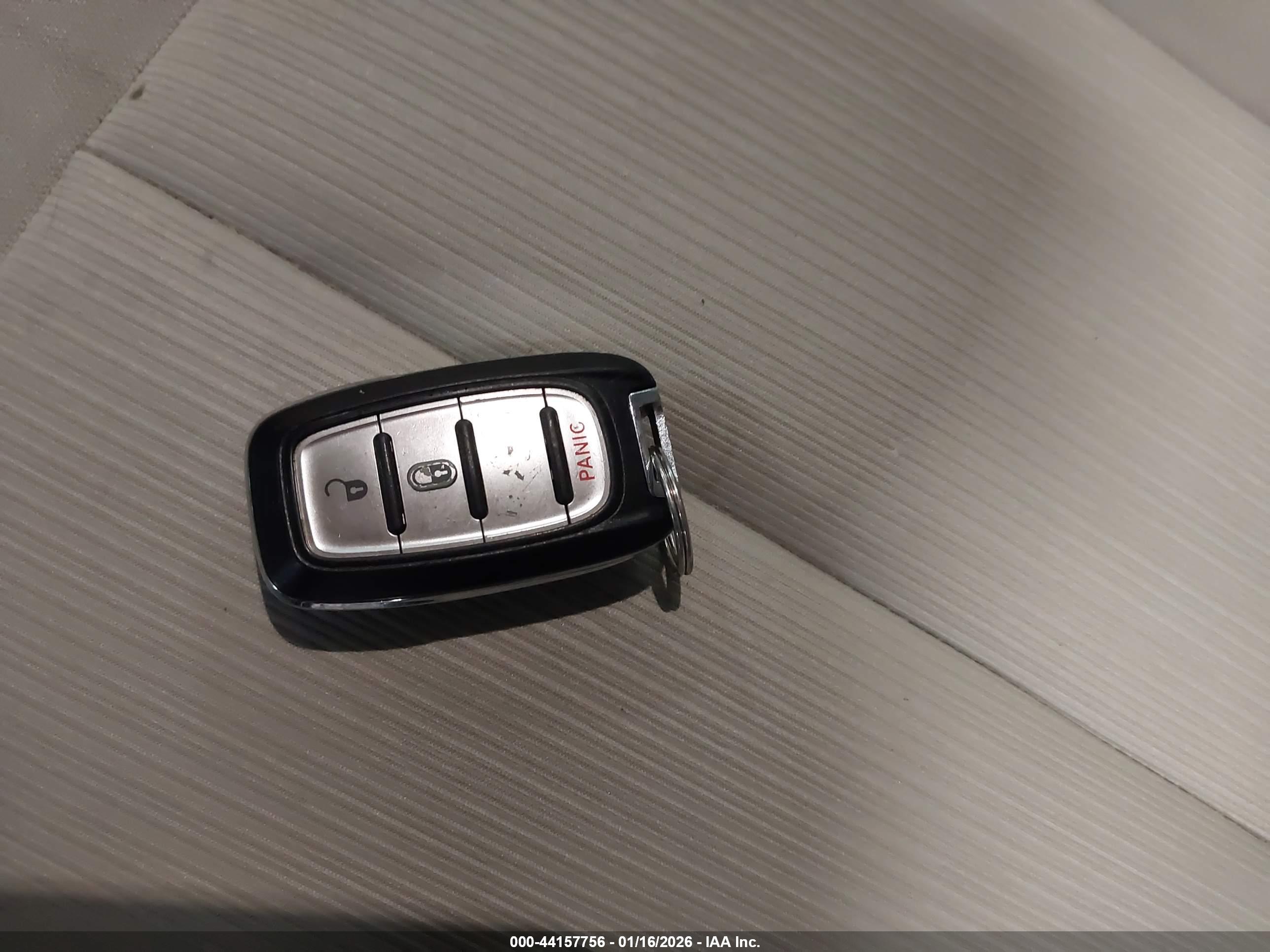 CHRYSLER PACIFICA image 11