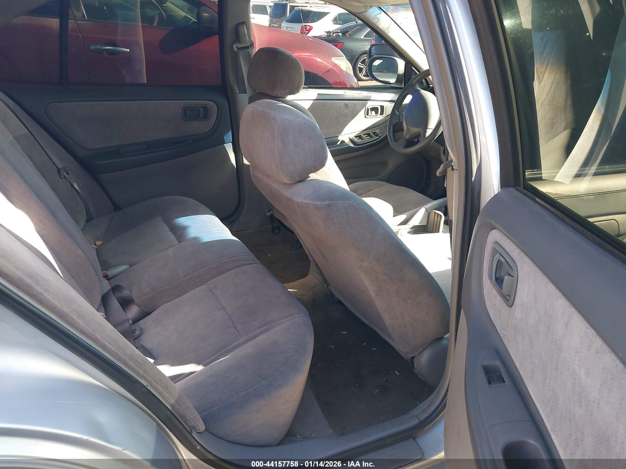 NISSAN ALTIMA image 8