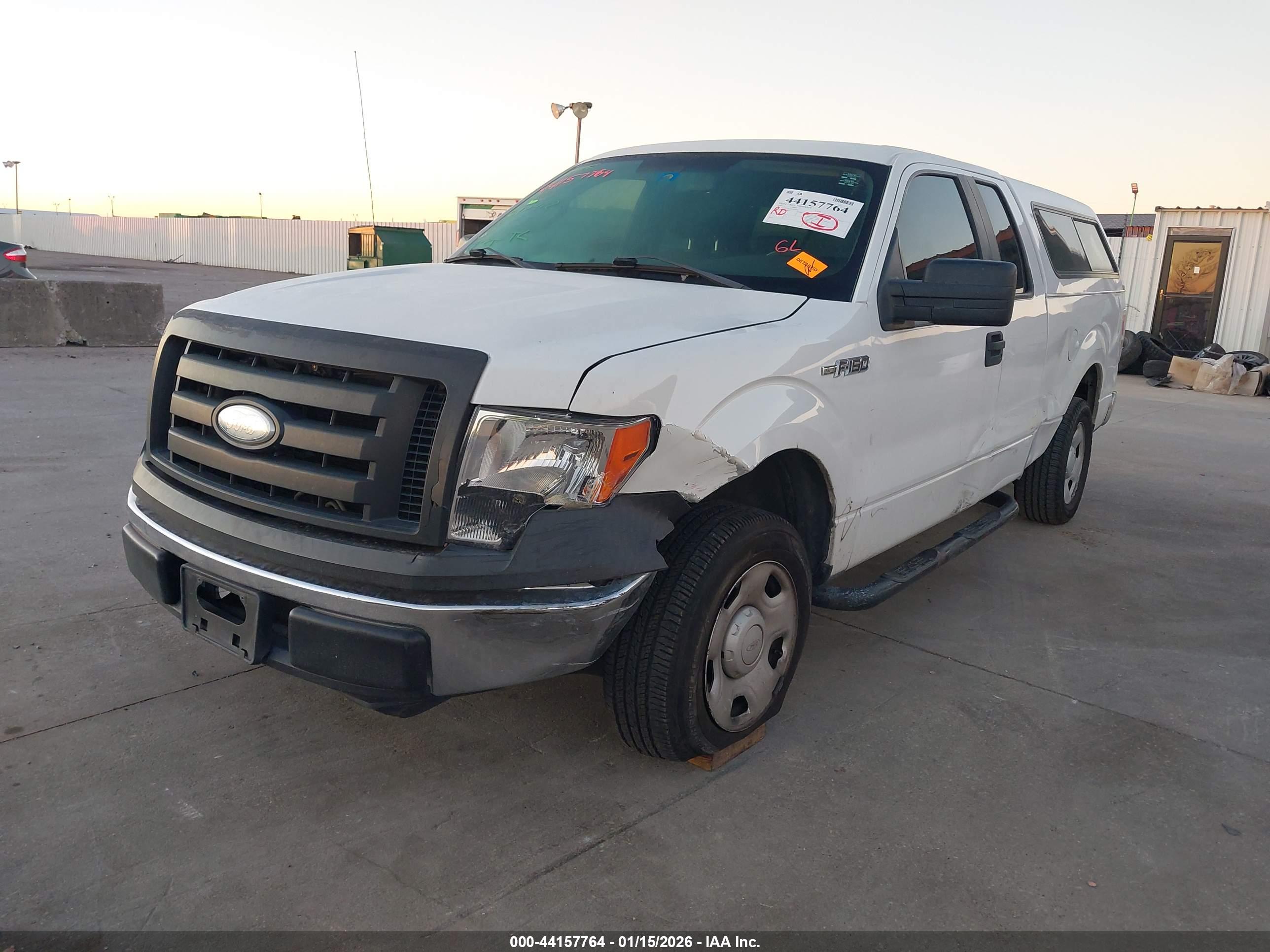 FORD F-150 image 2