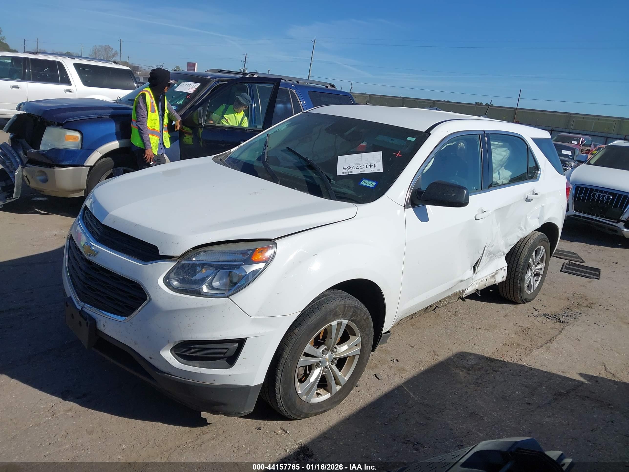 CHEVROLET EQUINOX image 2