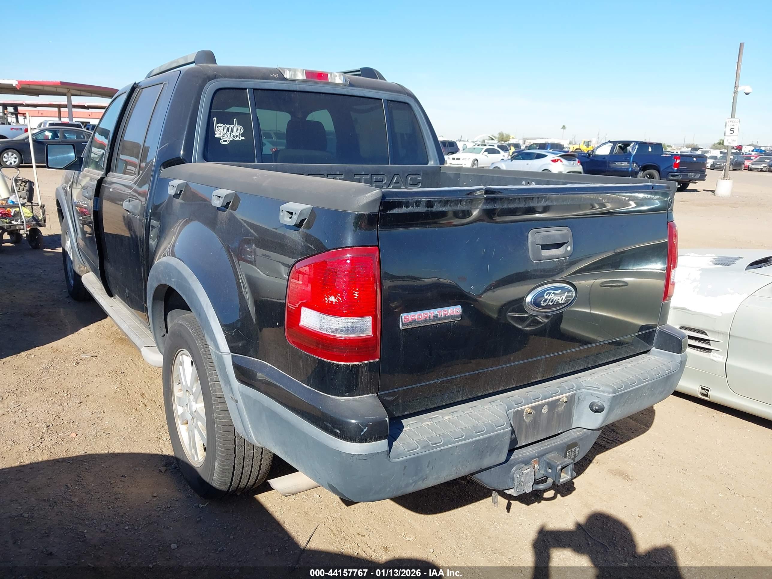 FORD EXPLORER image 3