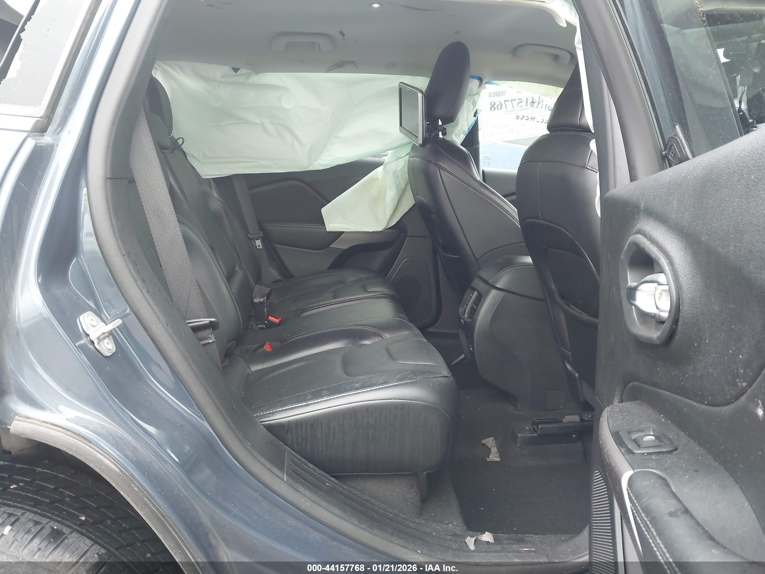 JEEP CHEROKEE image 8