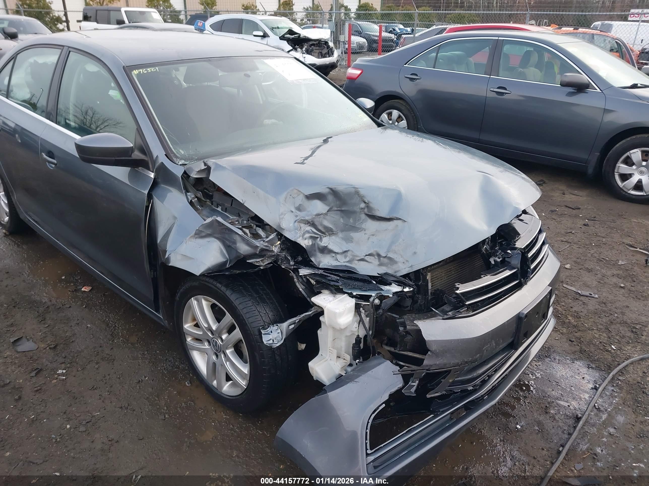 VOLKSWAGEN JETTA image 6