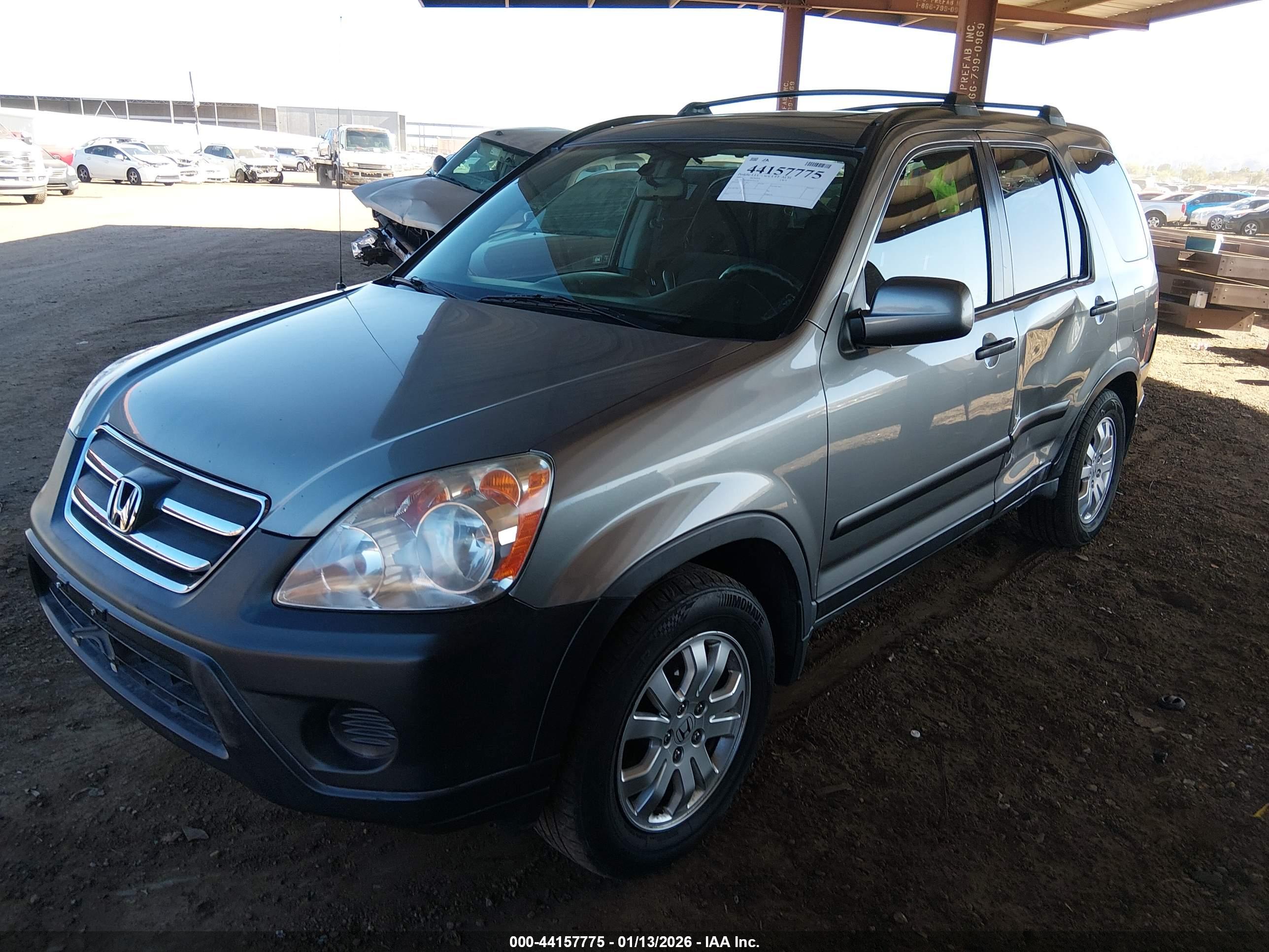 HONDA CR-V image 2