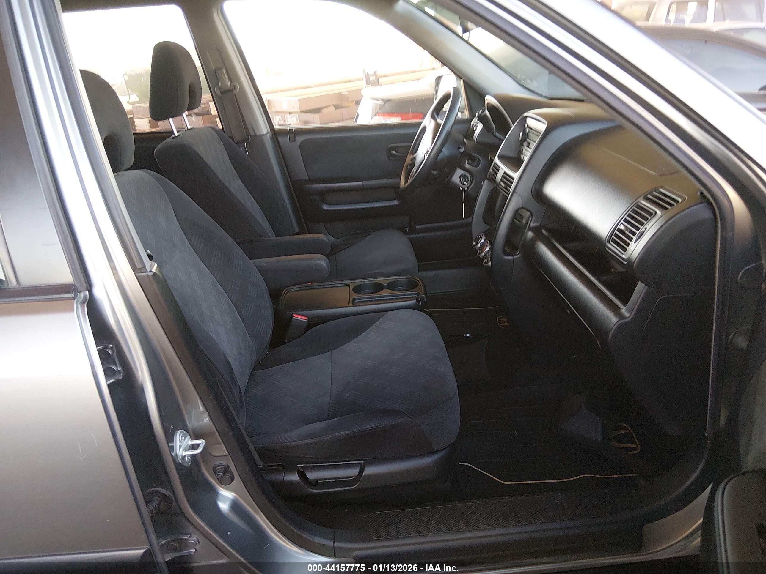 HONDA CR-V image 5