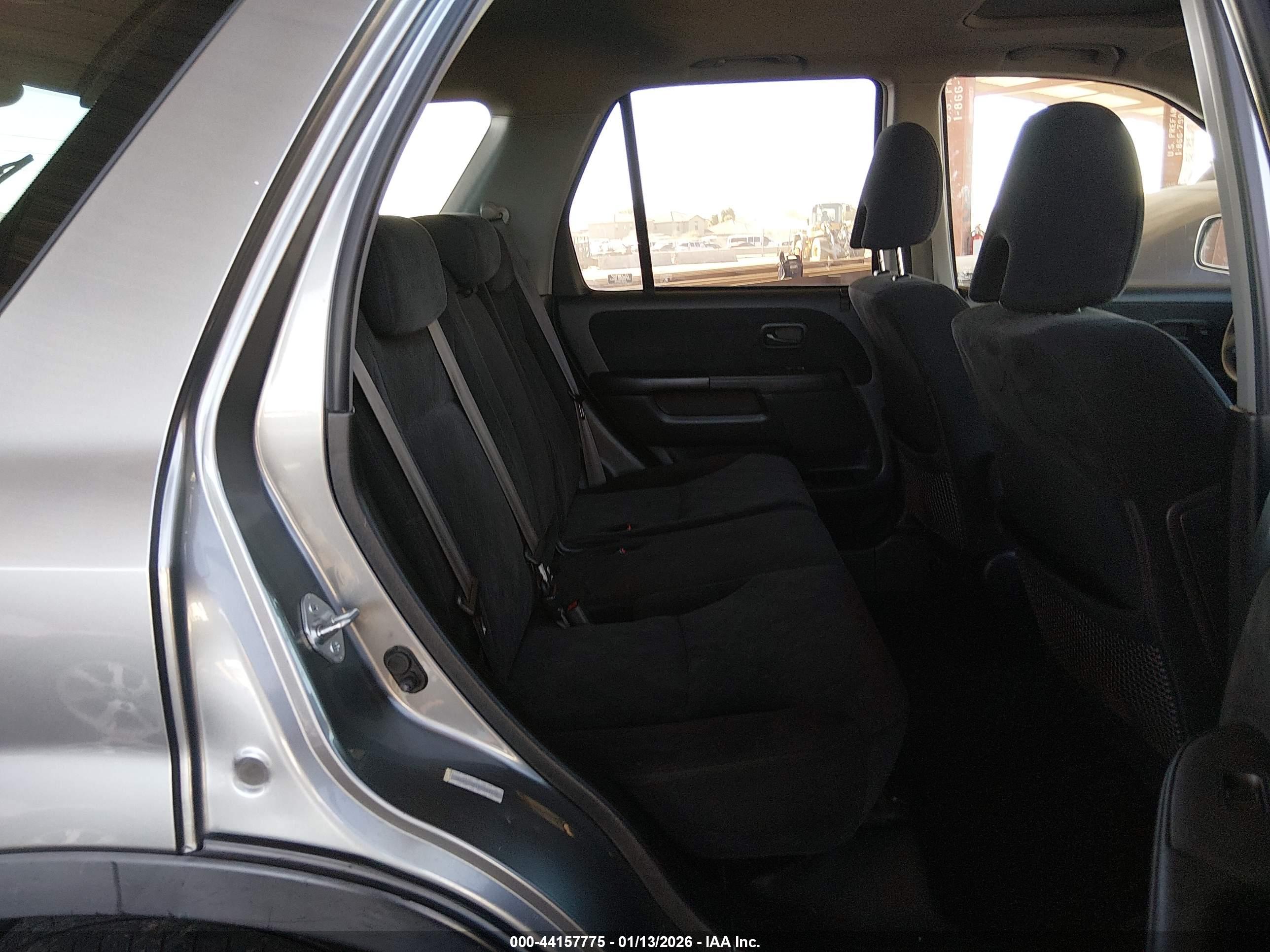 HONDA CR-V image 8