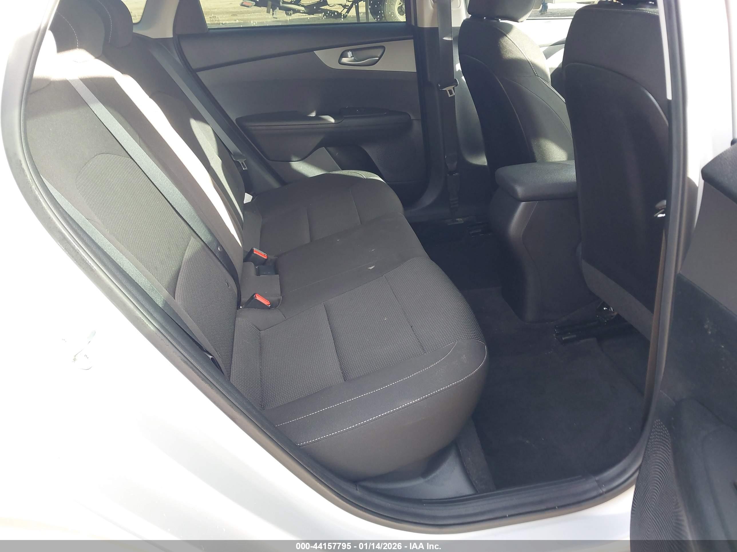 KIA FORTE image 8