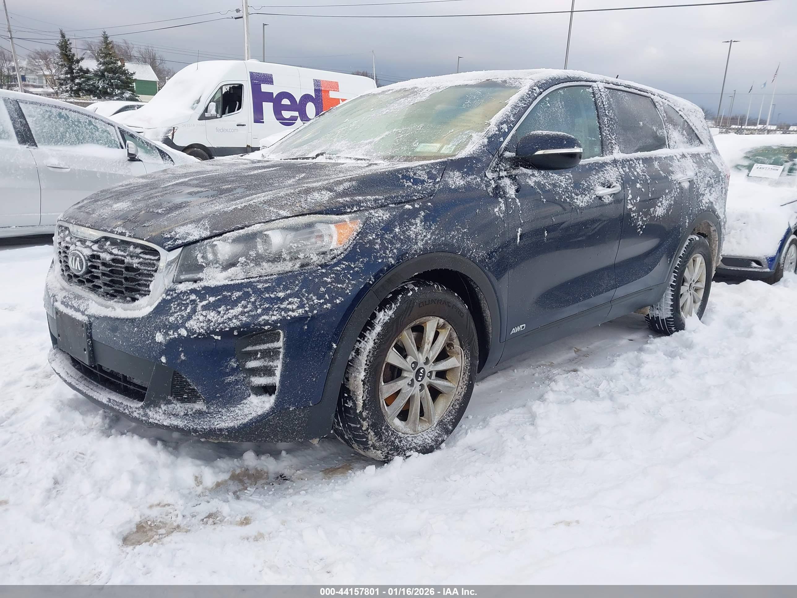 KIA SORENTO image 2