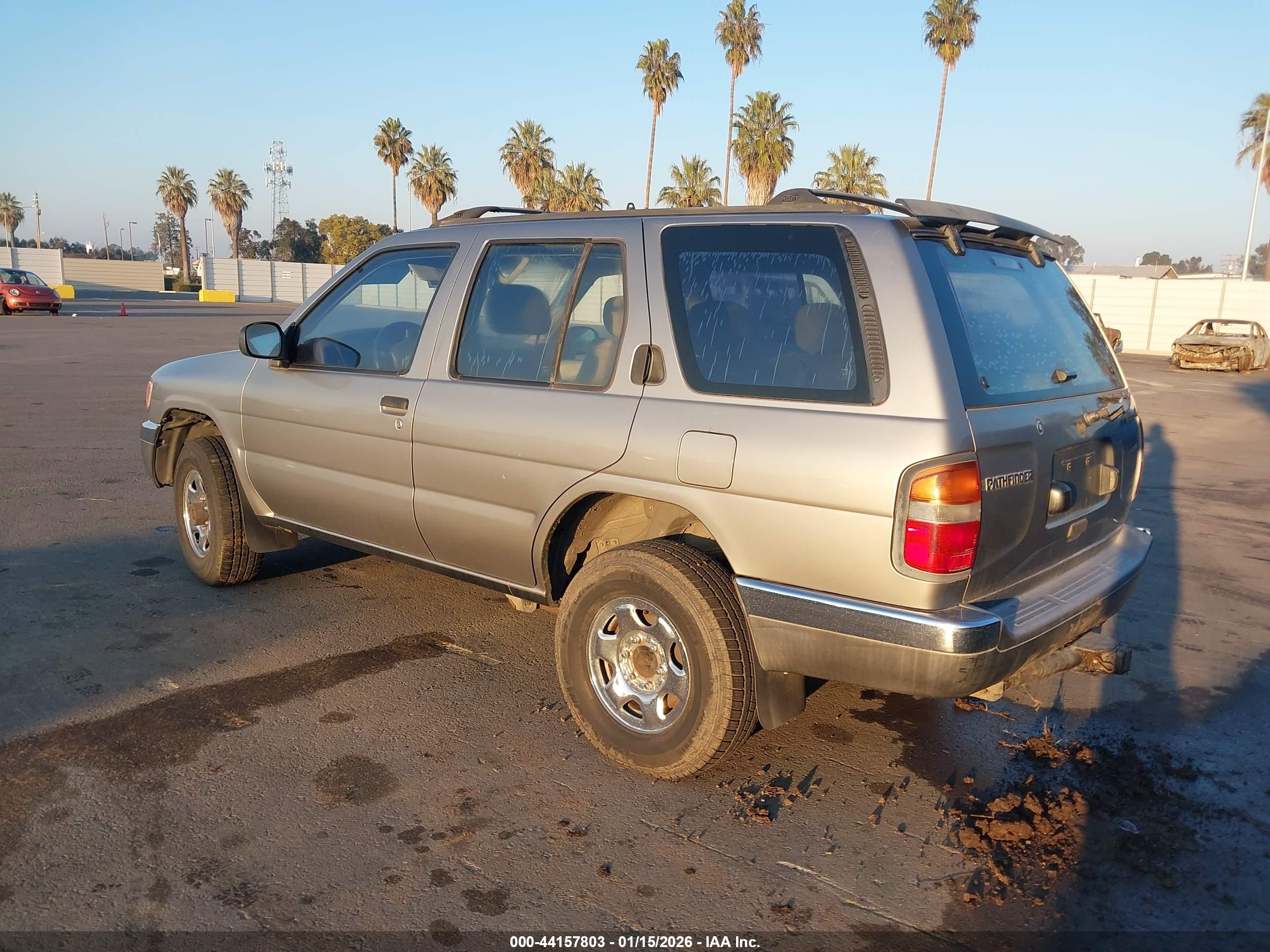 NISSAN PATHFINDER image 3