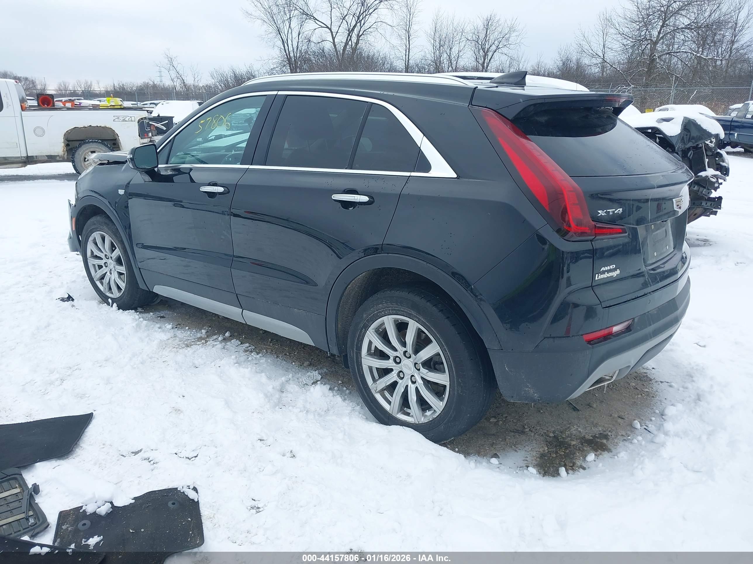 CADILLAC XT4 image 3
