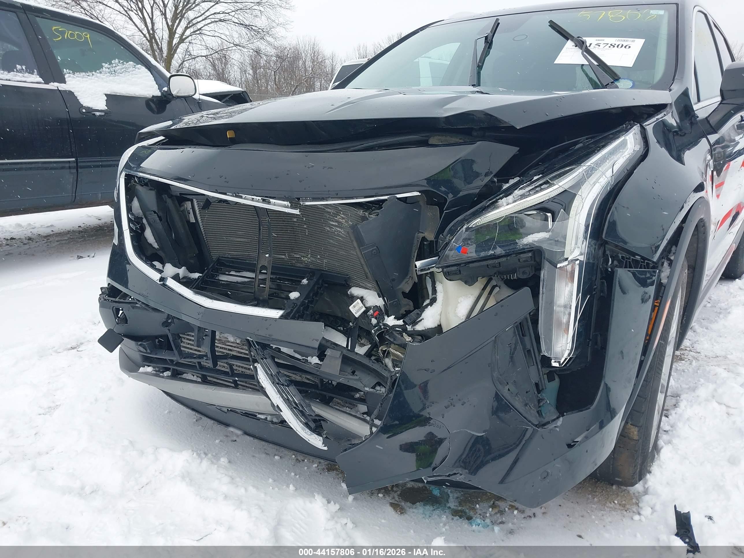 CADILLAC XT4 image 6