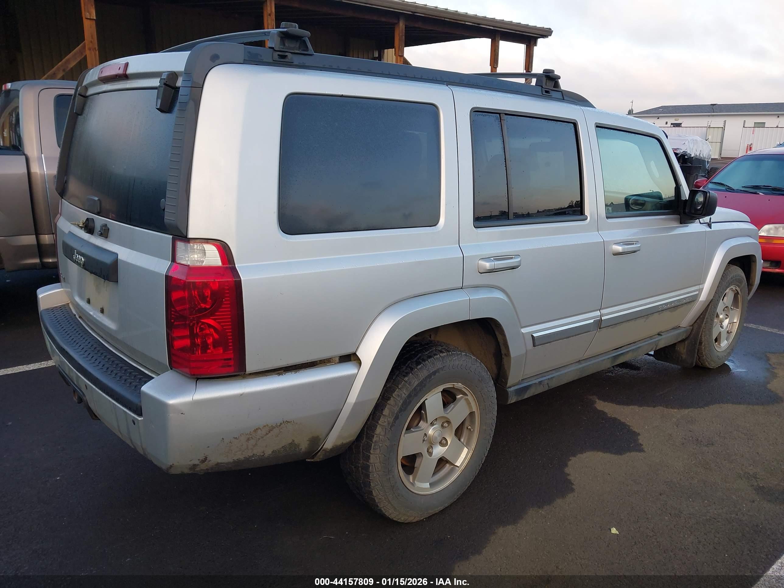 JEEP COMMANDER image 4