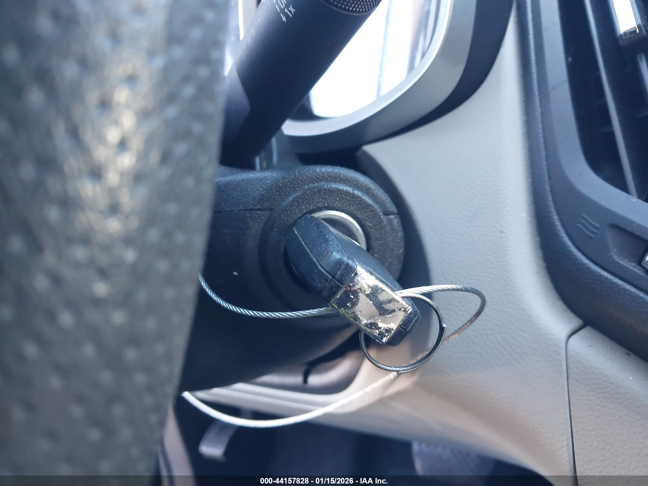 CHEVROLET EQUINOX image 11