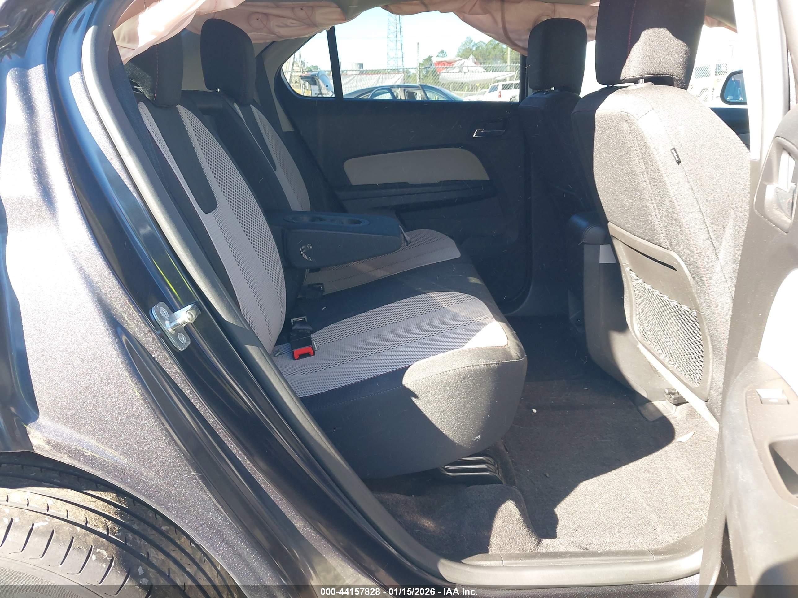 CHEVROLET EQUINOX image 8