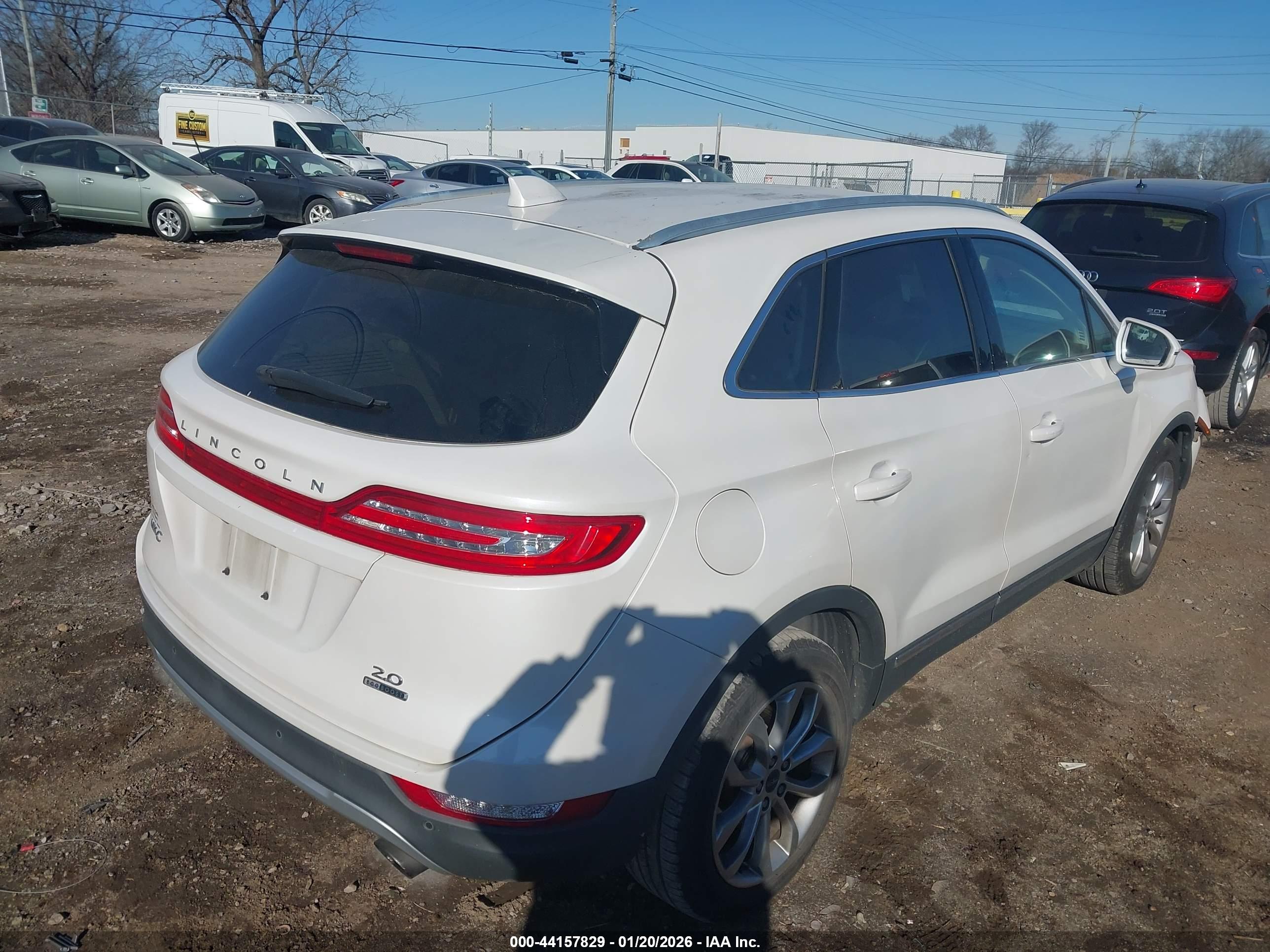 LINCOLN MKC image 4