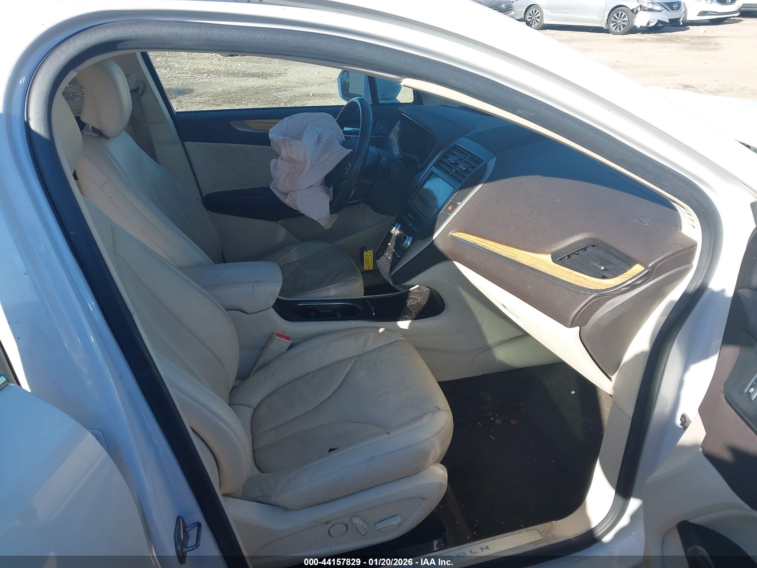 LINCOLN MKC image 5