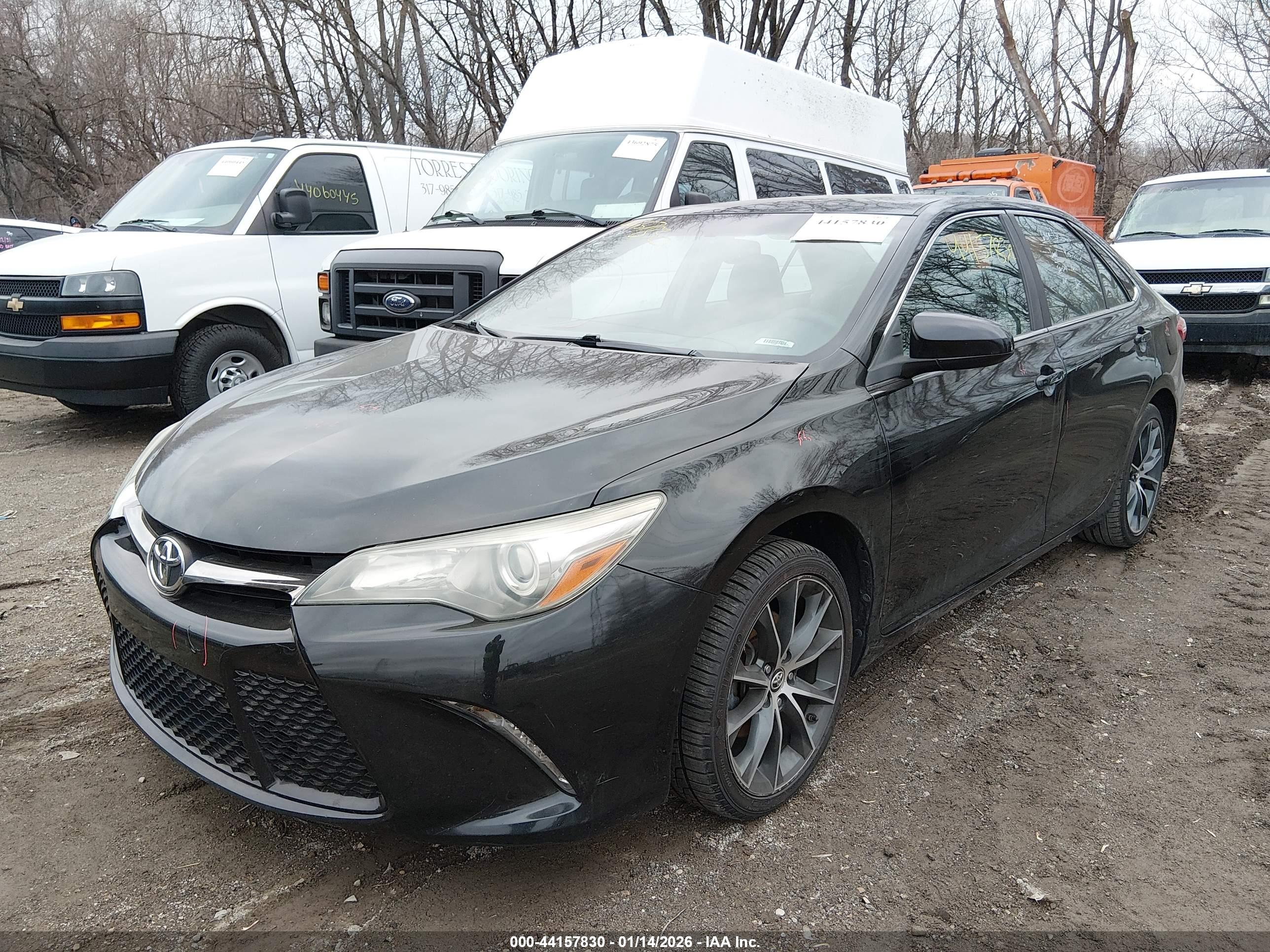 TOYOTA CAMRY image 2