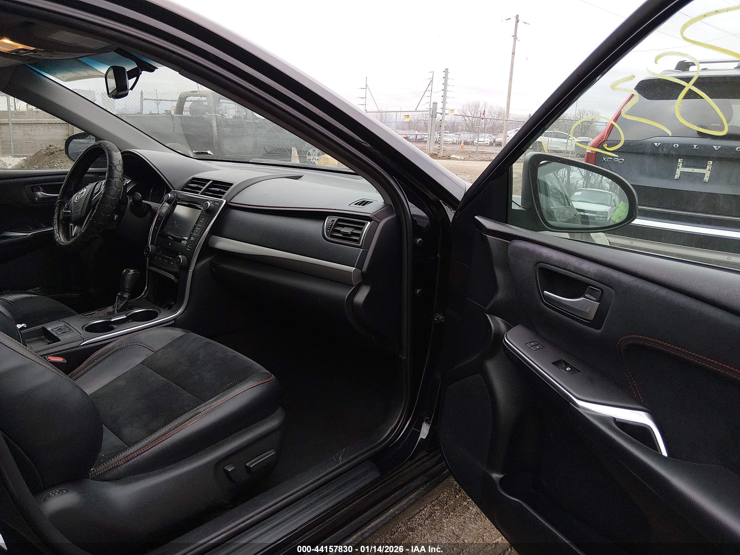 TOYOTA CAMRY image 5