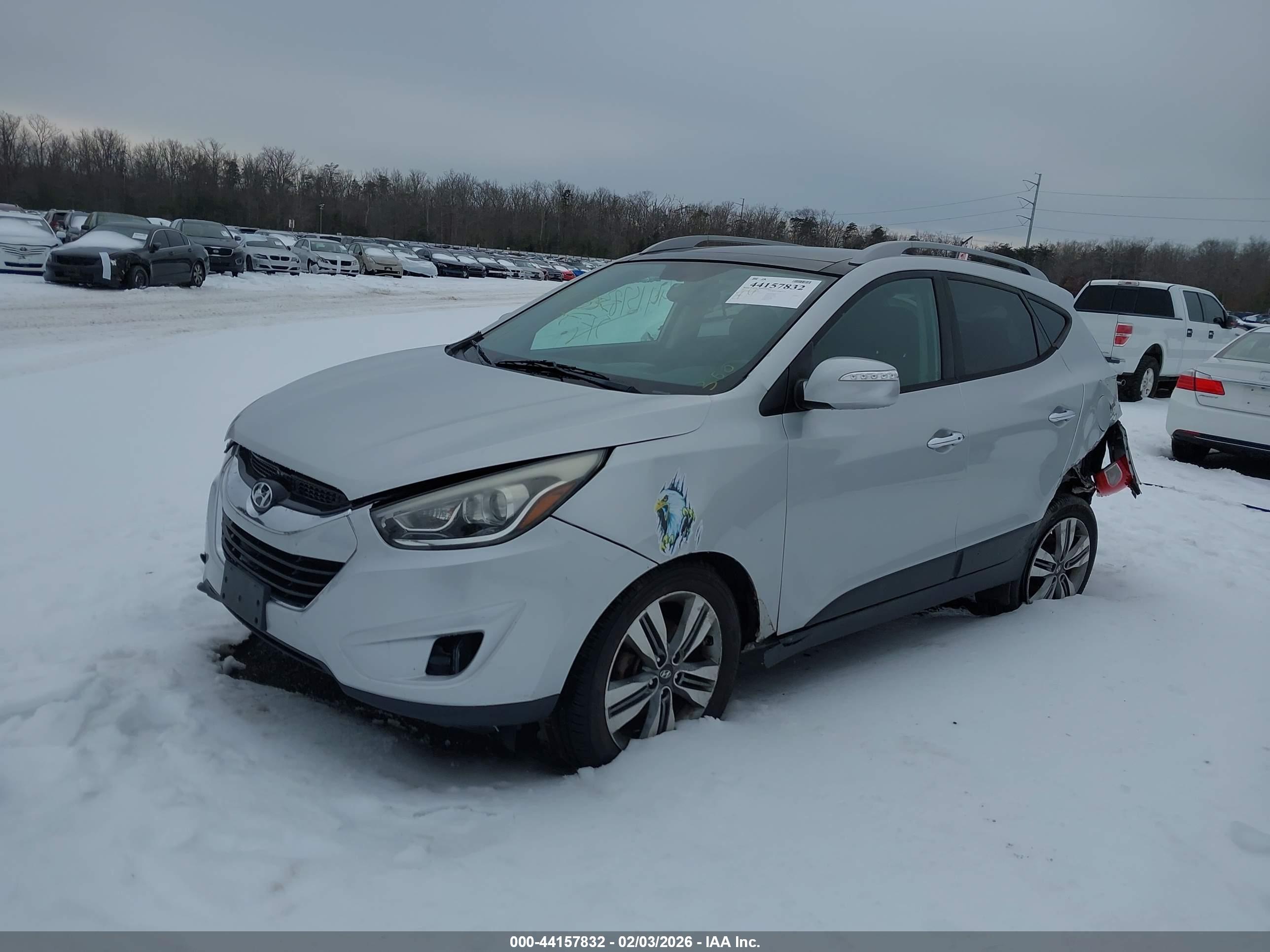 HYUNDAI TUCSON image 2