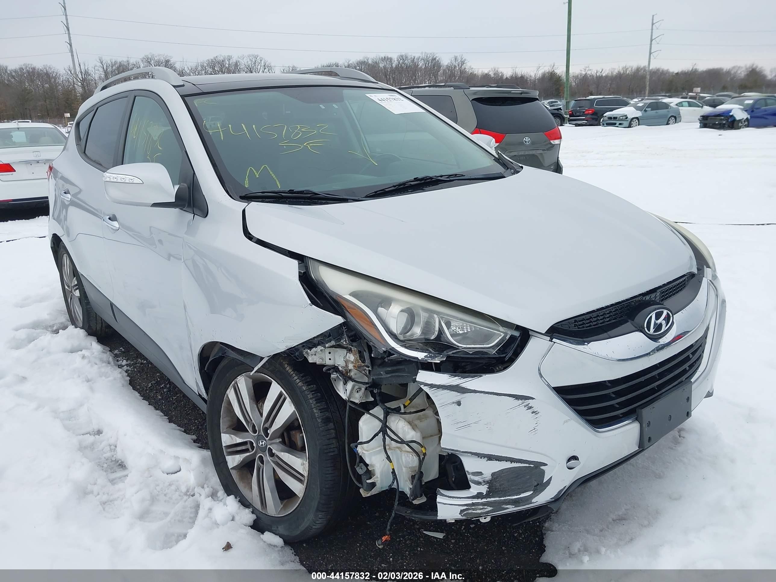 HYUNDAI TUCSON image 6