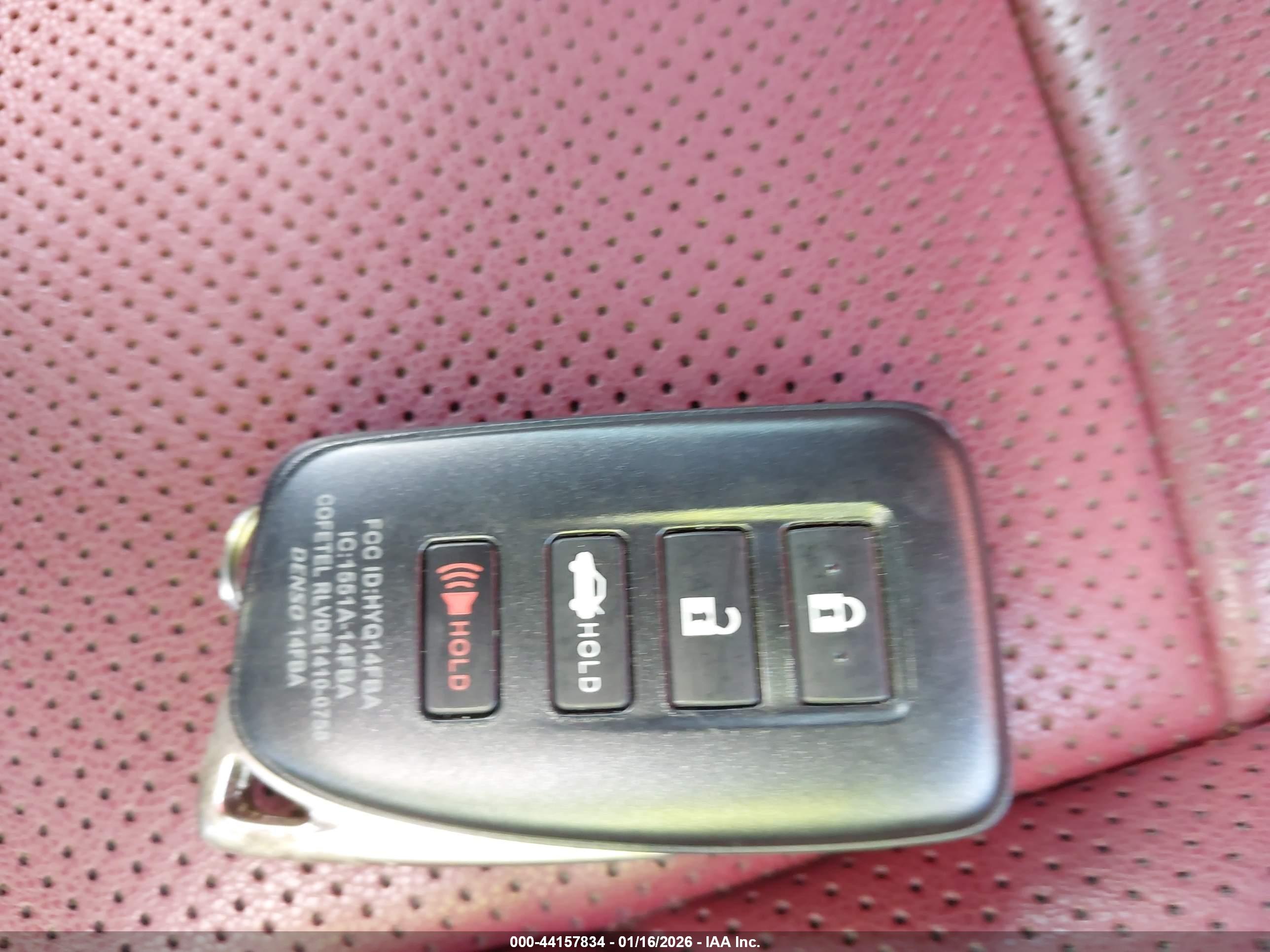 LEXUS RC image 11