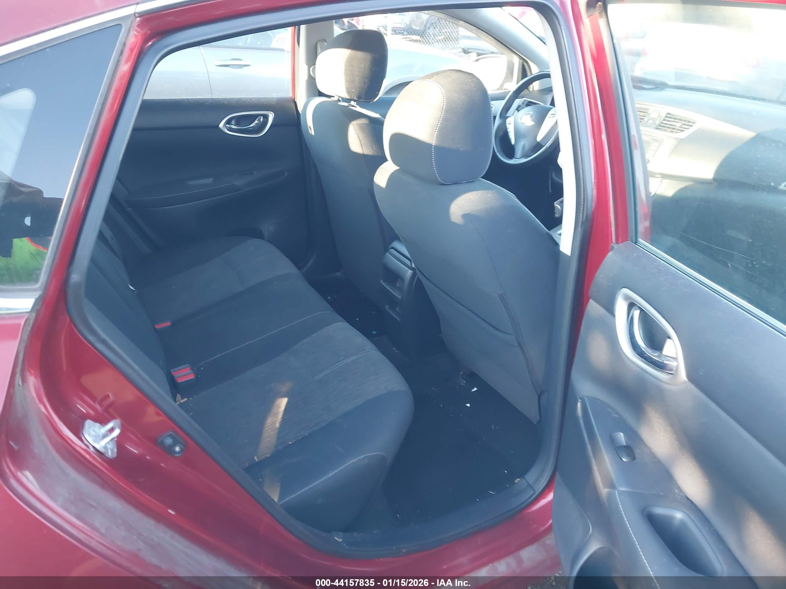 NISSAN SENTRA image 8