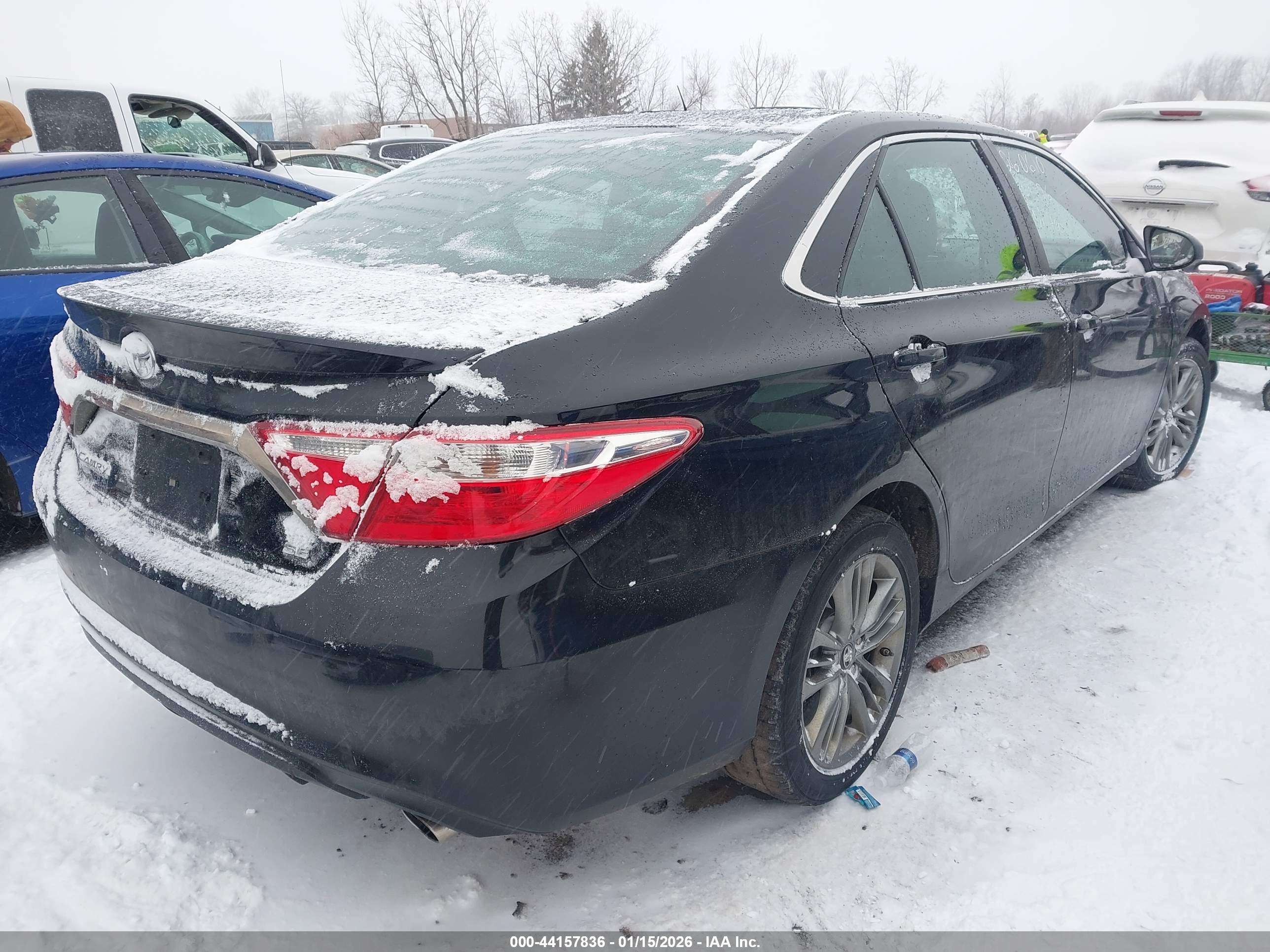TOYOTA CAMRY image 4