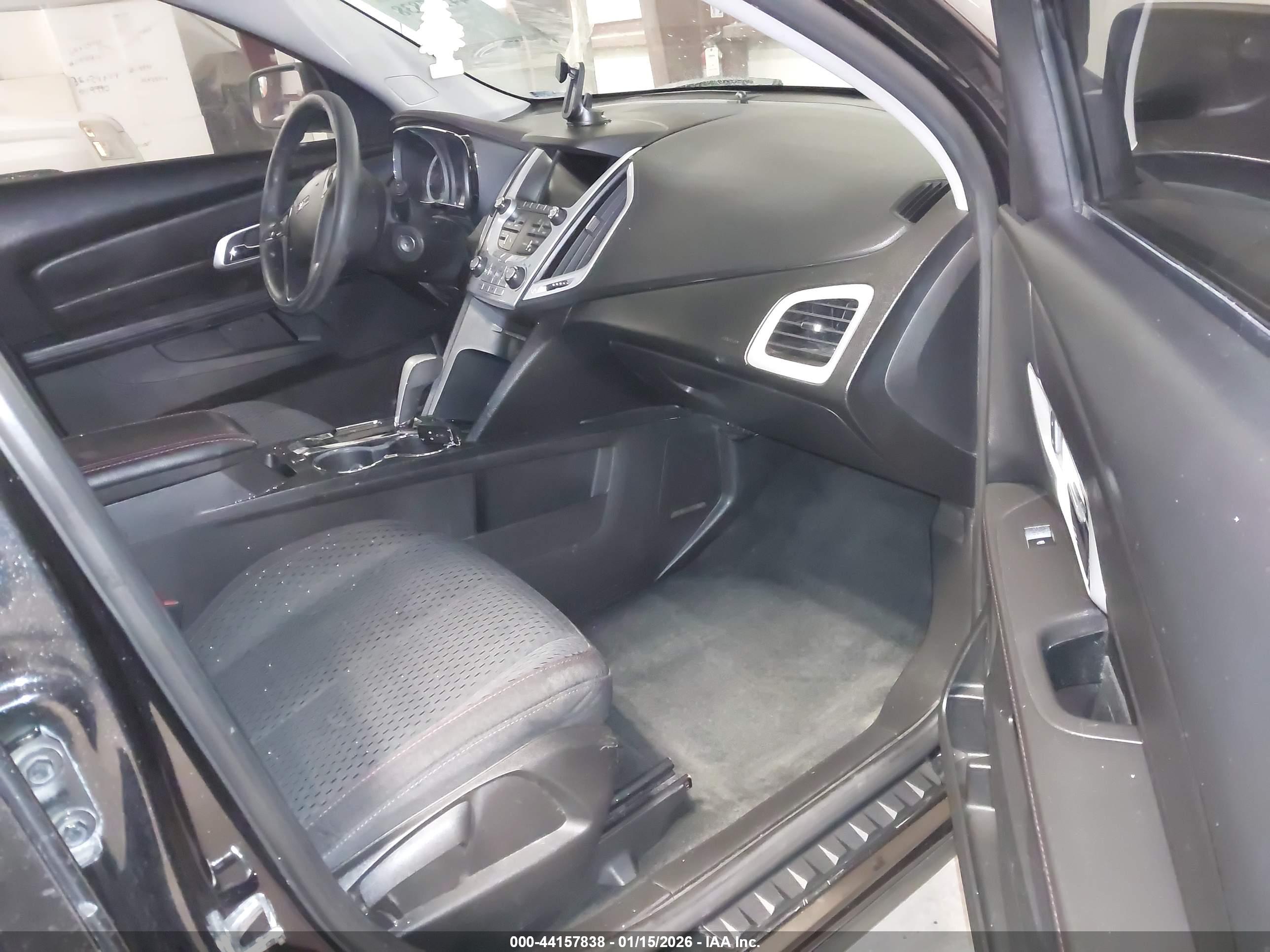GMC TERRAIN image 5