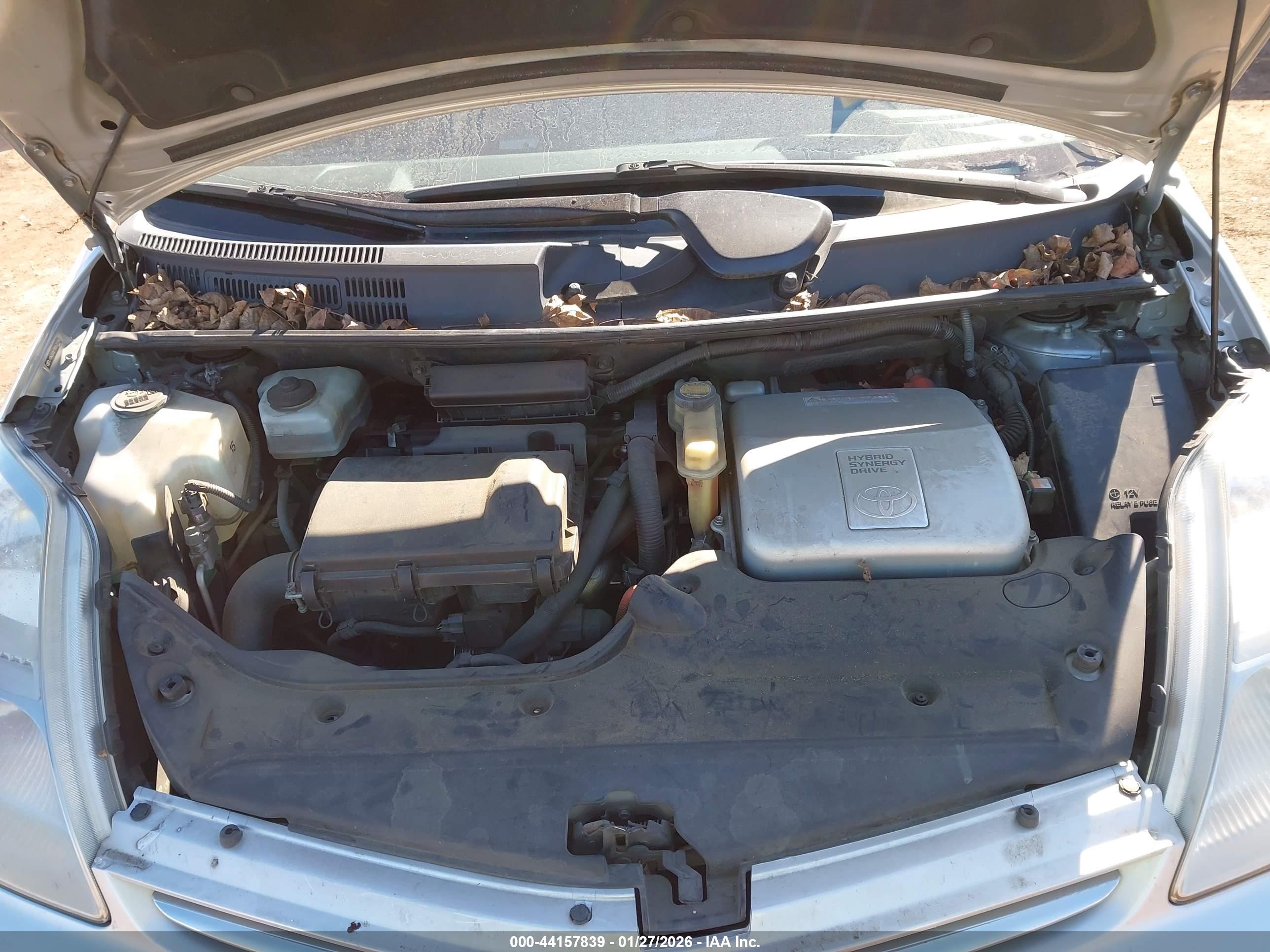 TOYOTA PRIUS image 10