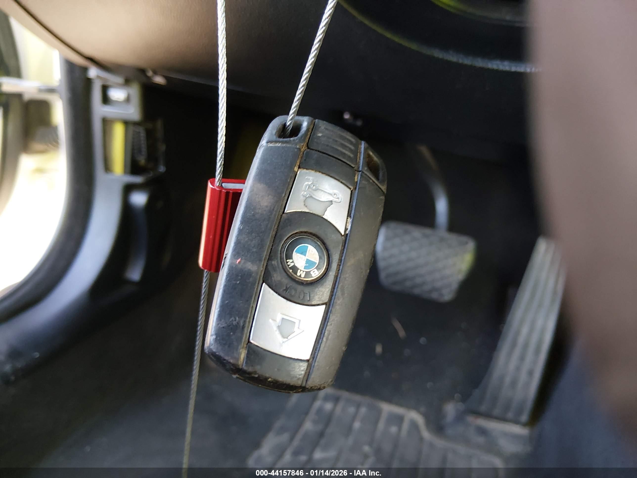 BMW 328I image 11