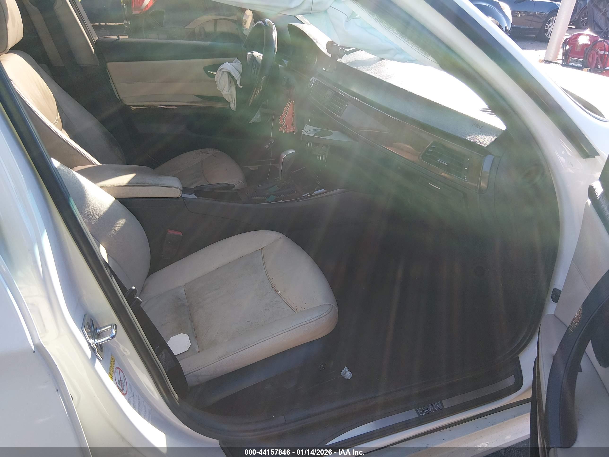BMW 328I image 5